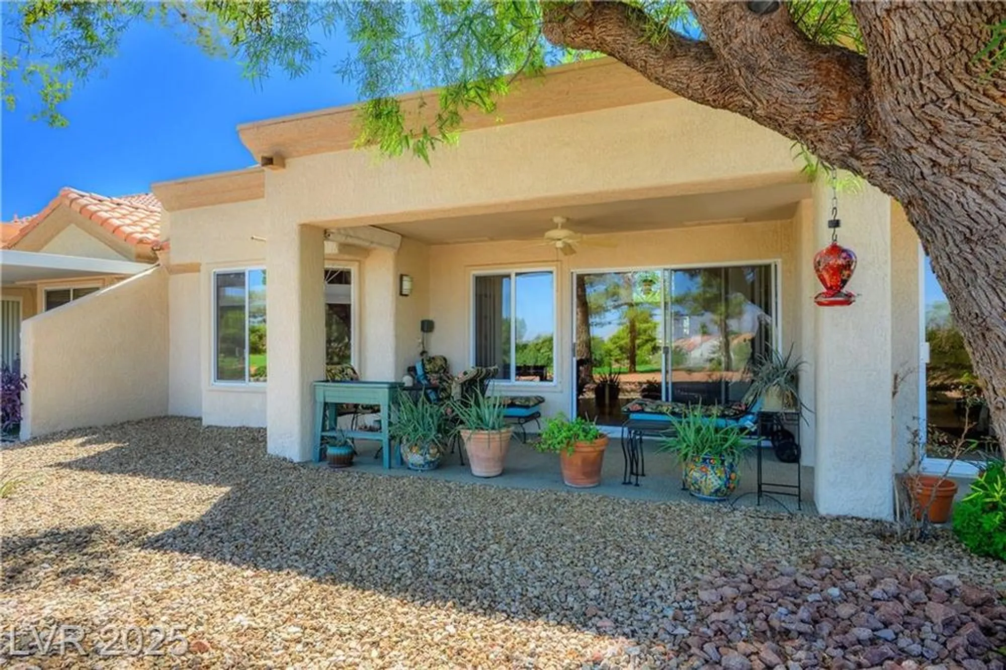Property Slideshow image 22 of 63 | 9012 sundial dr, Las Vegas, NV, 89134