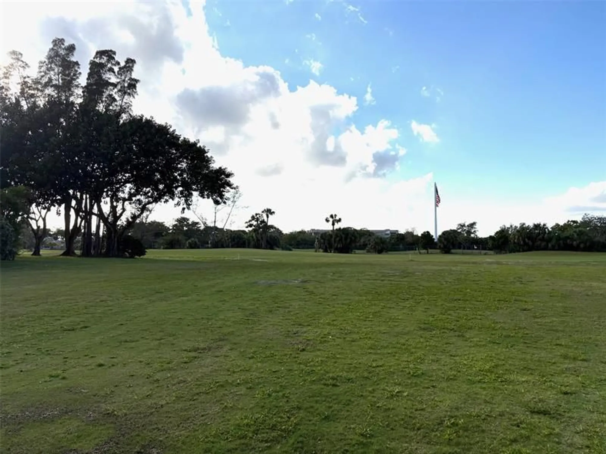 Property Slideshow image 39 of 70 | 1055 country club dr 404, Margate, FL, 33063