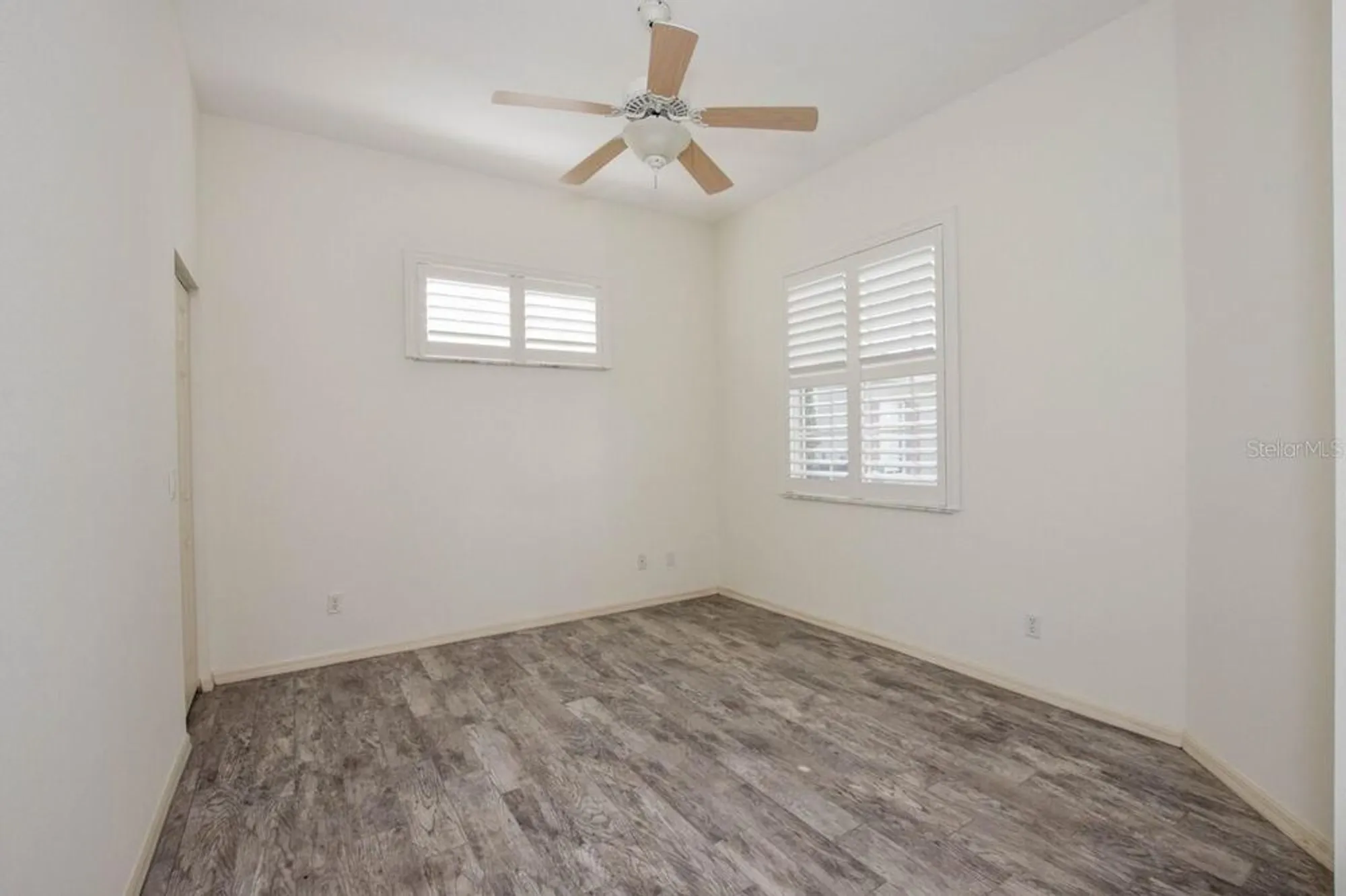 Property Slideshow image 25 of 63 | 834 montrose dr # 9, Venice, FL, 34293