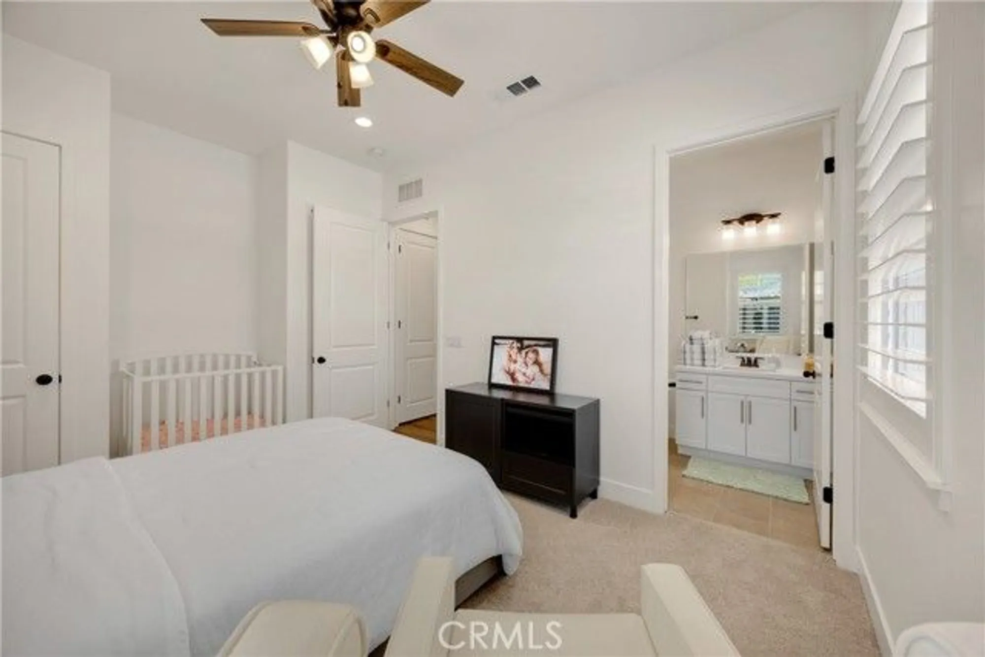 Property Slideshow image 10 of 68 | 11638 oakton way, Corona, CA, 92883