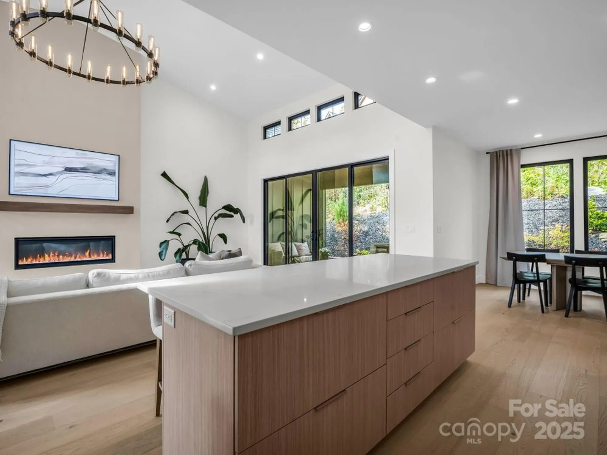 Property Slideshow image 22 of 48 | 123 millbrae loop, Hendersonville, NC, 28791