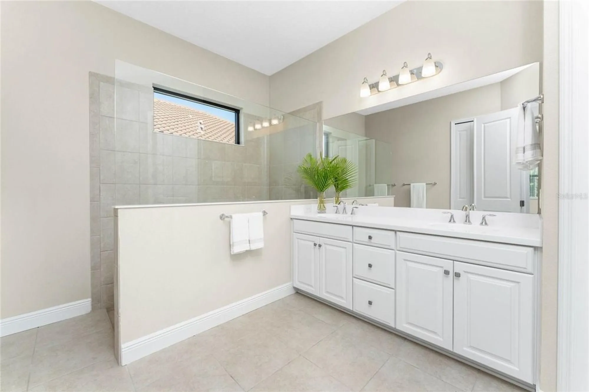 Property Slideshow image 29 of 71 | 26798 weiskopf dr, Englewood, FL, 34223