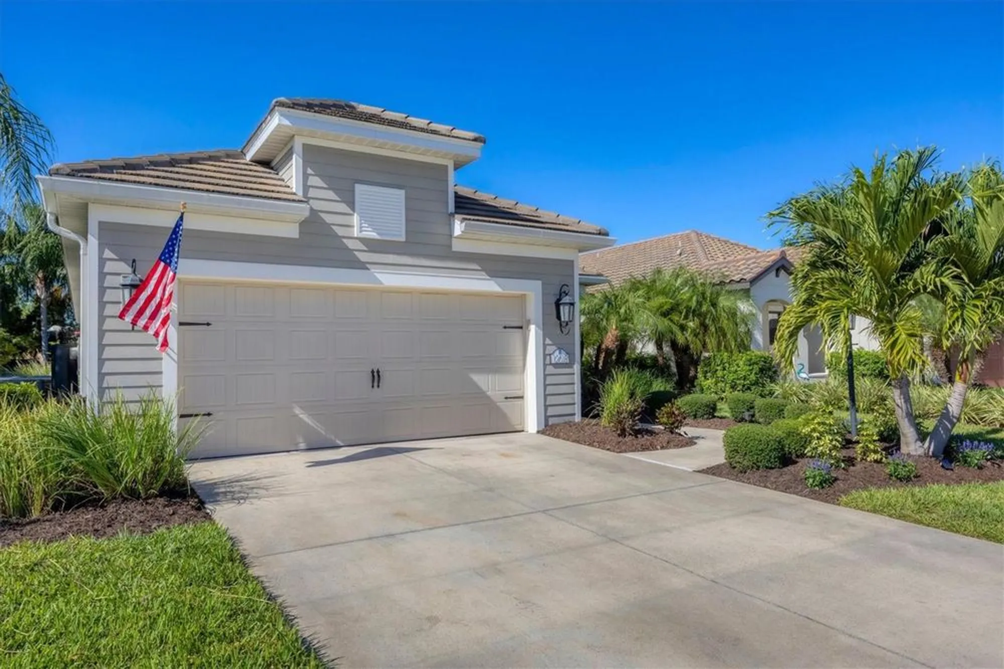 Property Slideshow image 1 of 73 | 12618 coastal breeze way, Bradenton, FL, 34211