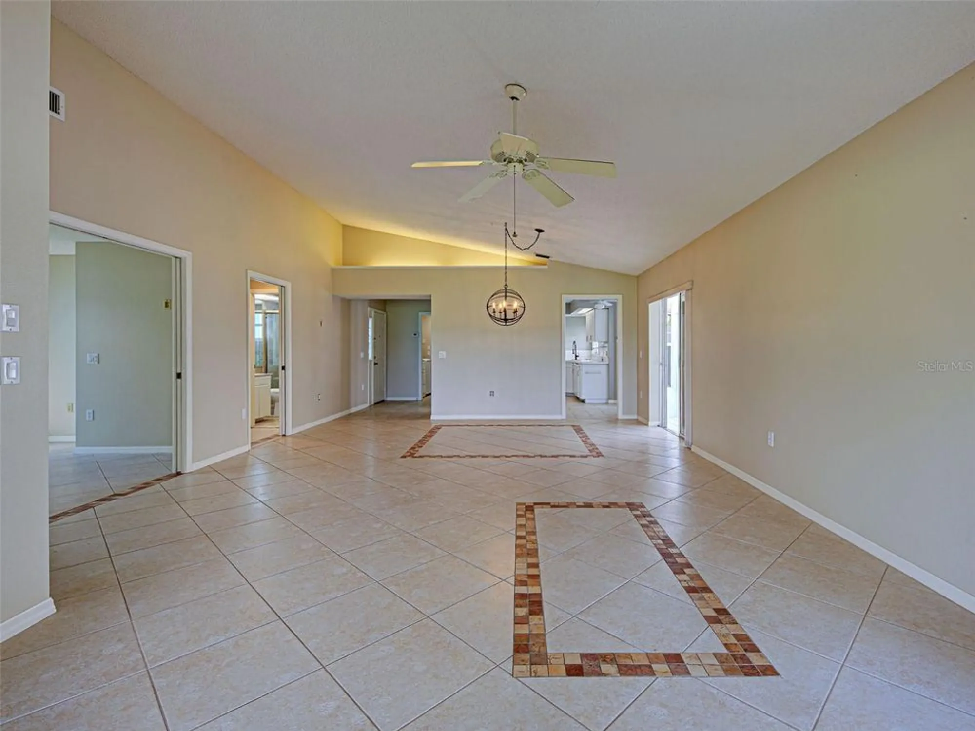 Property Slideshow image 25 of 62 | 720 brightside crescent dr 11, Venice, FL, 34293