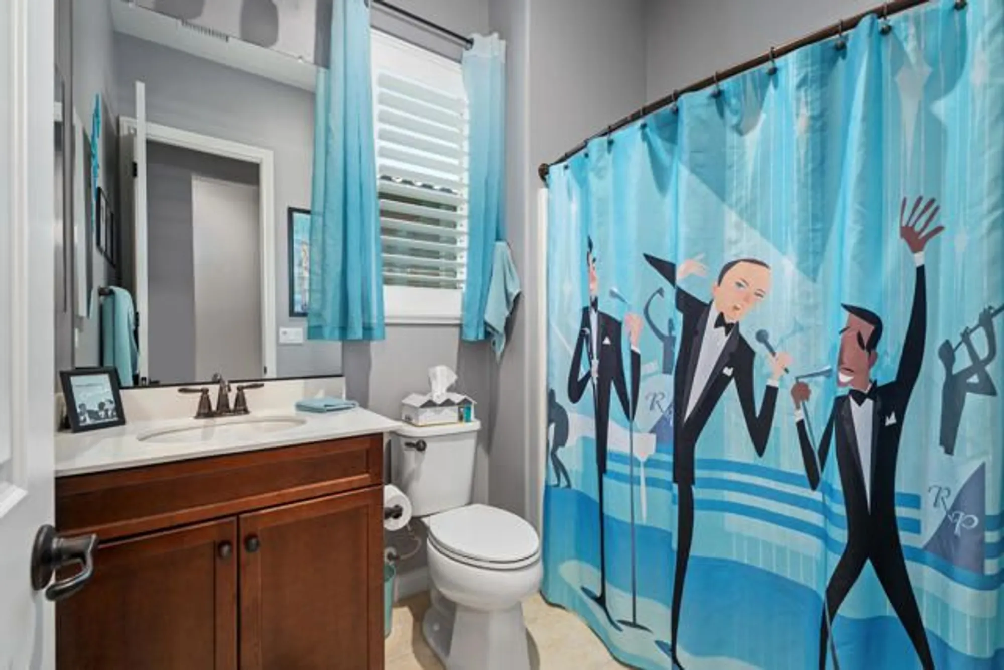 Property Slideshow image 18 of 39 | 43875 treviso dr, Indio, CA, 92203