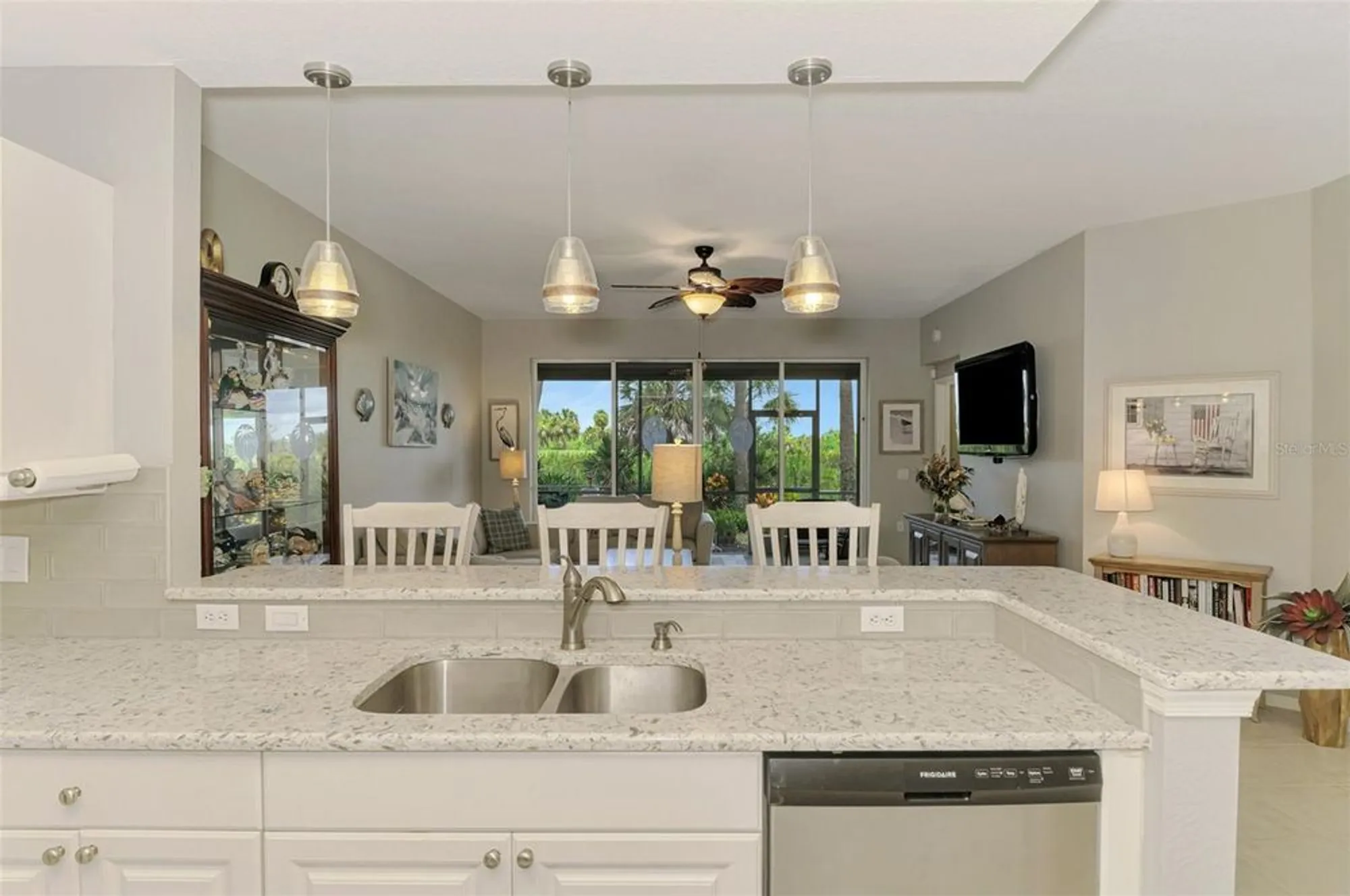 Property Slideshow image 21 of 77 | 3413 grand vista ct unit 102, Port Charlotte, FL, 33953