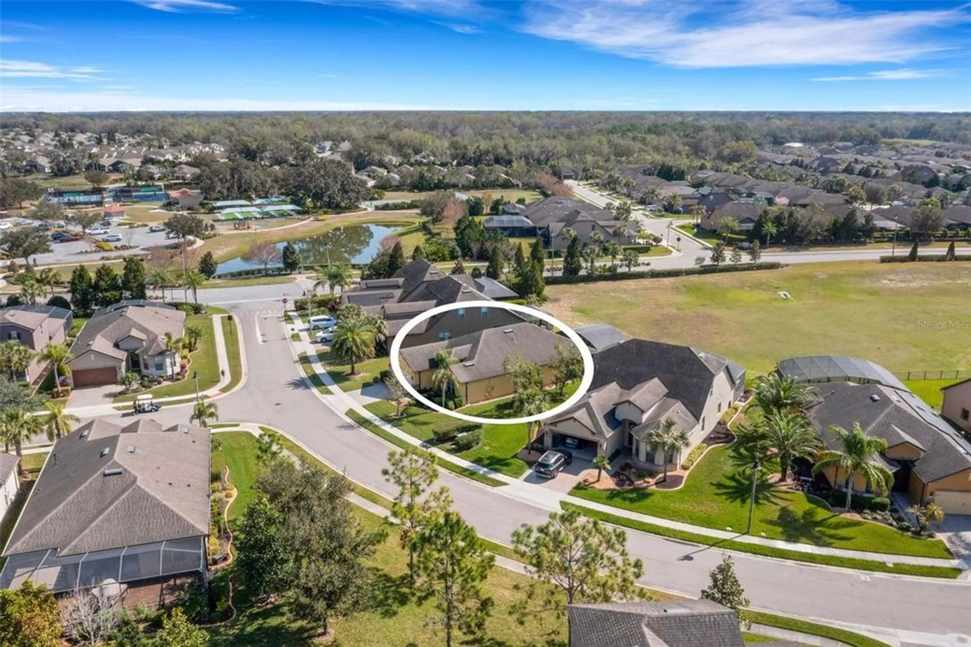 Property Slideshow image 43 of 67 | 208 almeria way, Davenport, FL, 33837