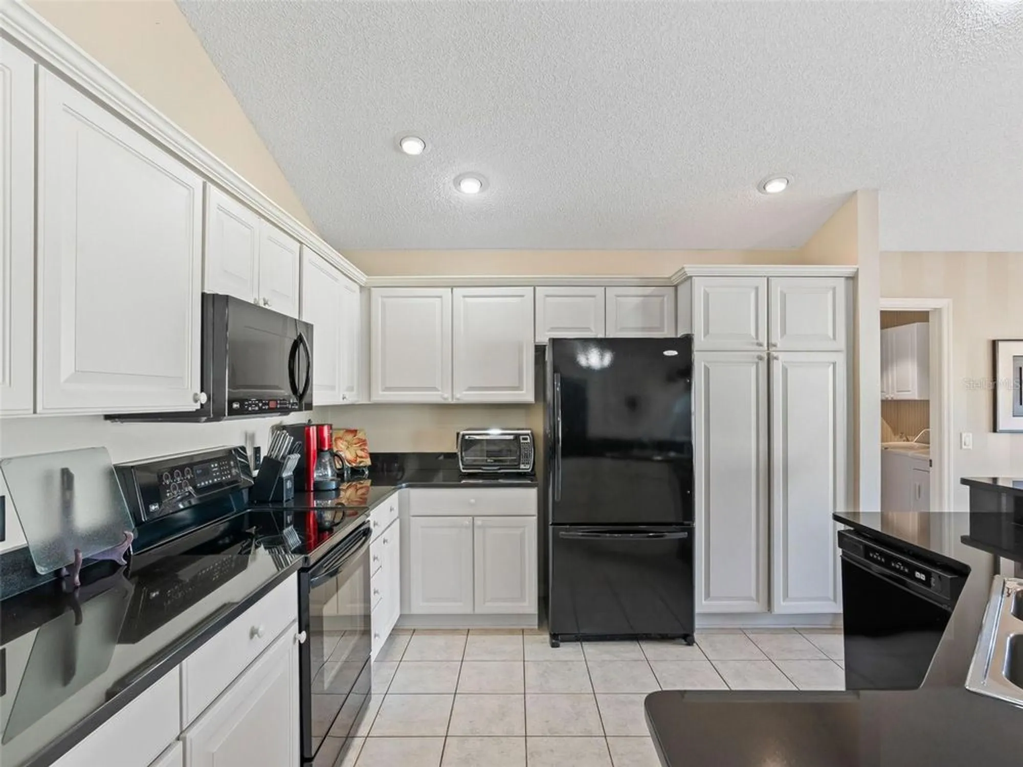 Property Slideshow image 12 of 37 | 2879 remington rd, The Villages, FL, 32162