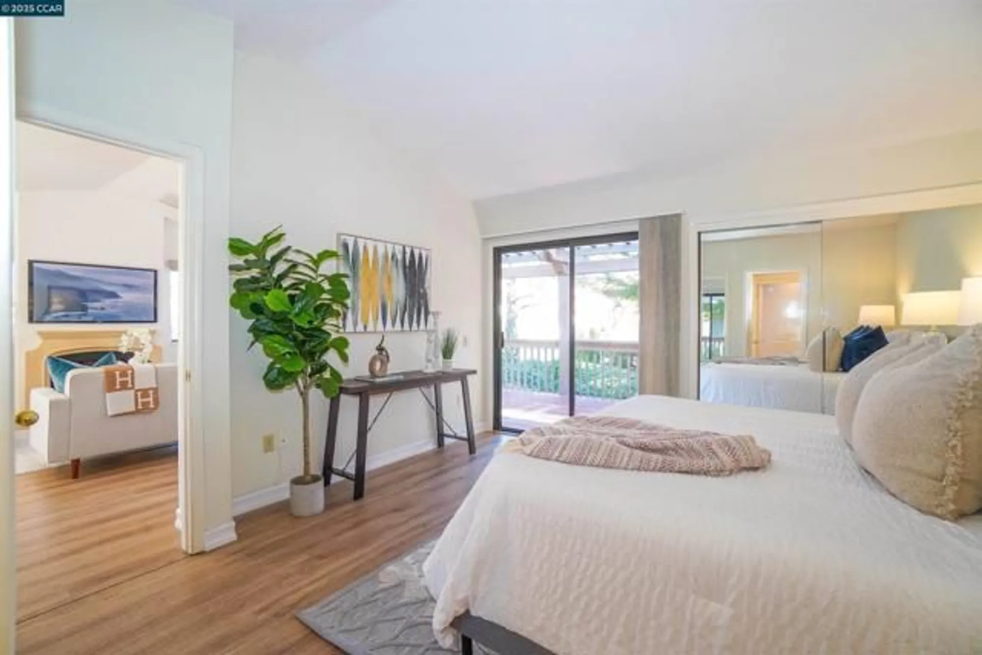 Property Slideshow image 12 of 26 | 11 fountain grove cir, Napa, CA, 94558