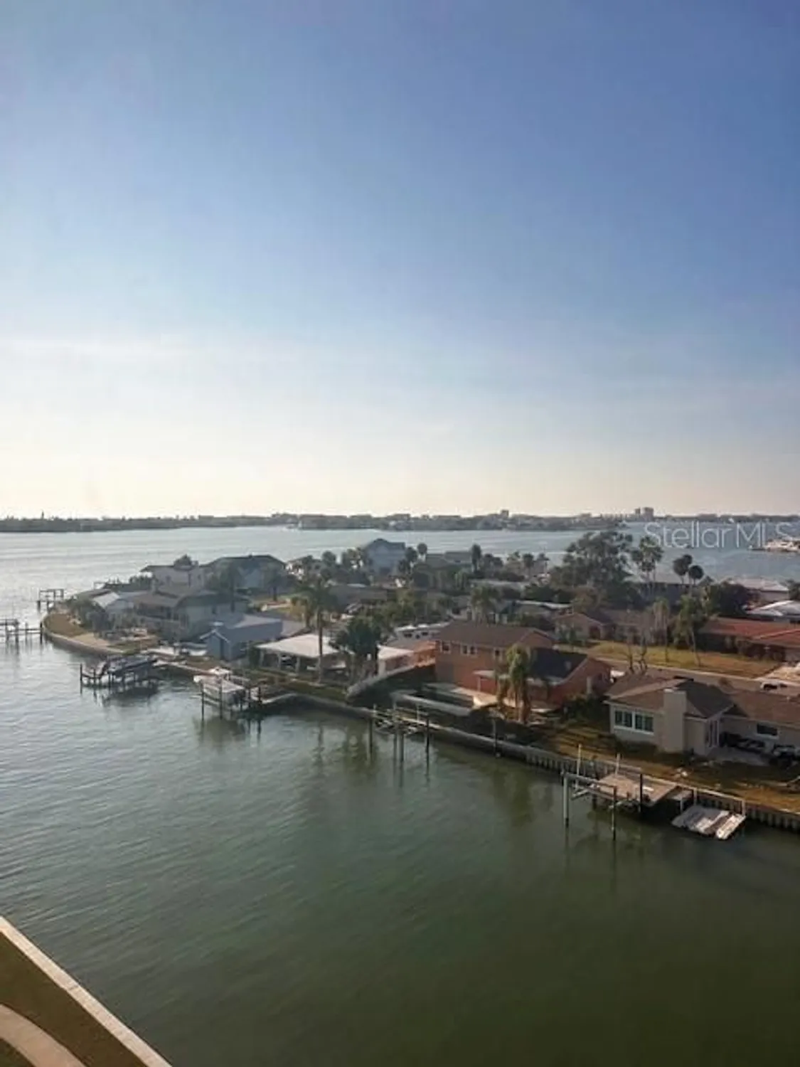 Property Slideshow image 15 of 27 | 4725 cove cir apt 804, St Petersburg, FL, 33708