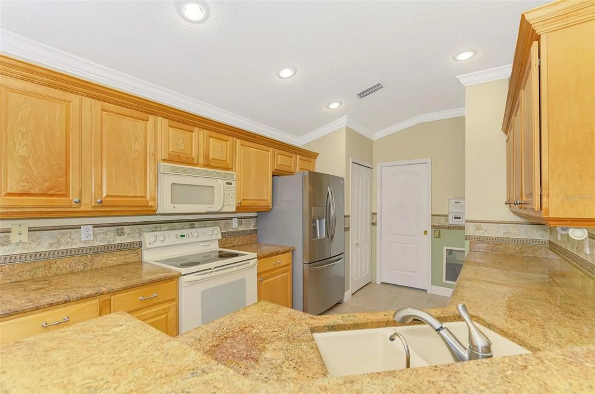 Property Slideshow image 32 of 85 | 503 wexford dr, Venice, FL, 34293