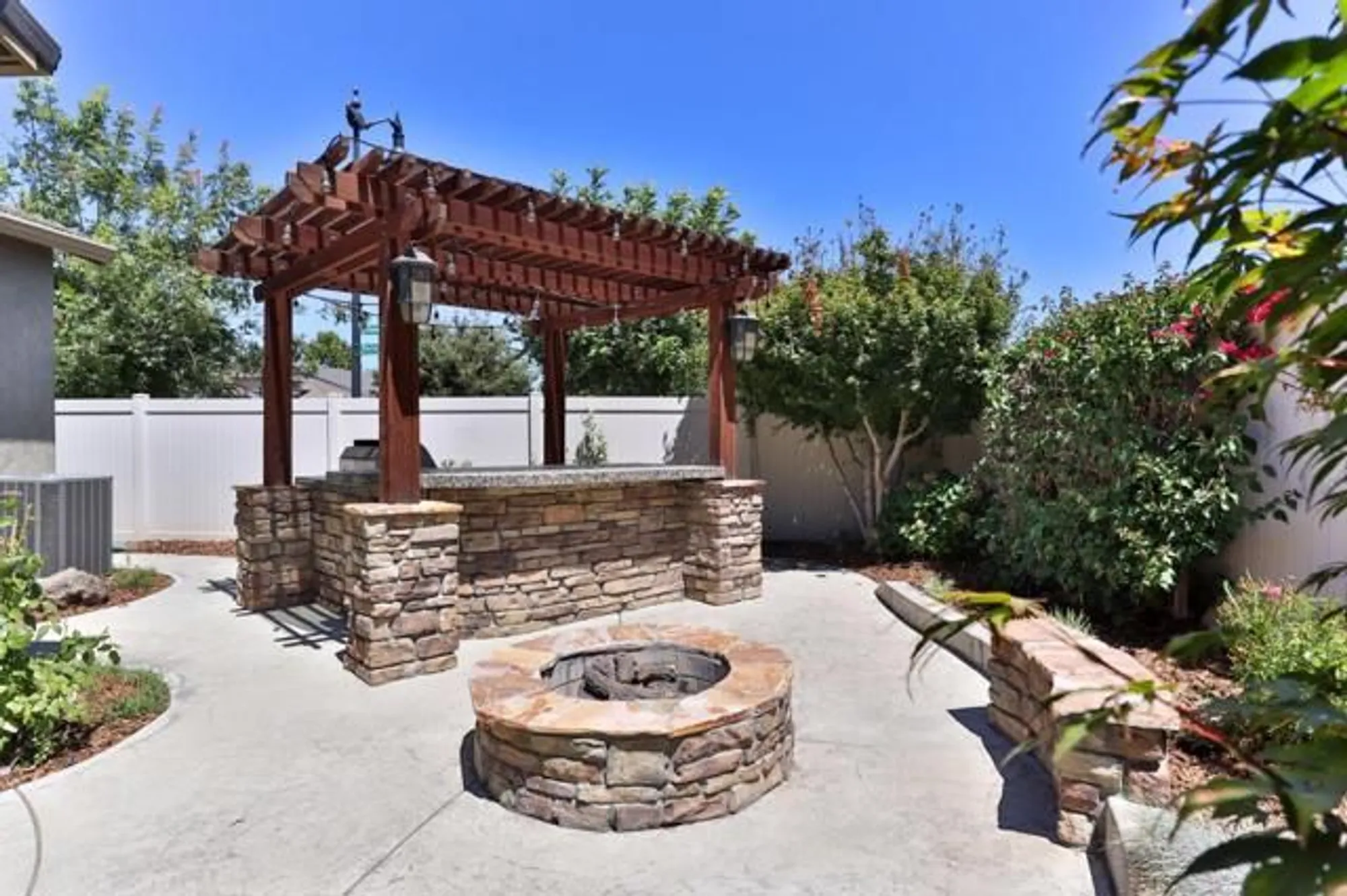 Property Slideshow image 61 of 107 | 2690 steeple run ln, Manteca, CA, 95336
