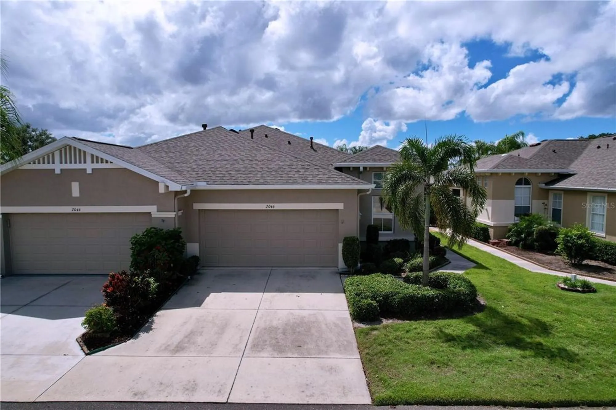 Property Slideshow image 4 of 92 | 2046 inverness greens dr # 2046, Sun City Center, FL, 33573