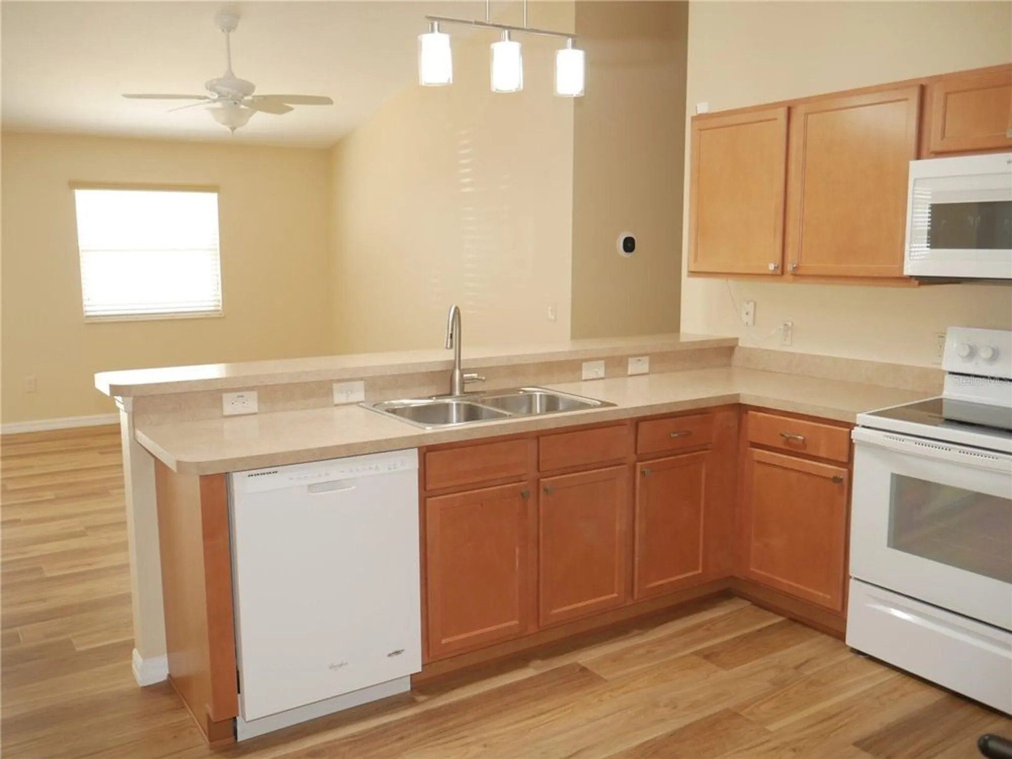 Property Slideshow image 21 of 43 | 1390 viola ct, The Villages, FL, 32163