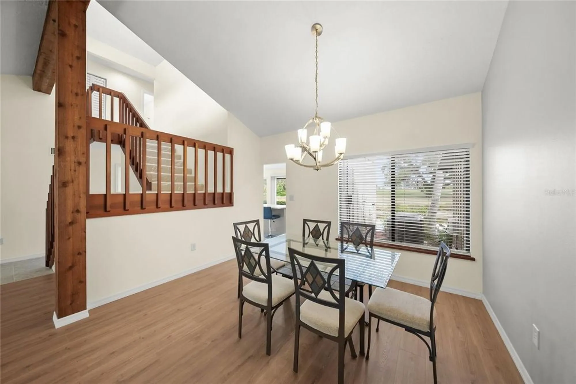 Property Slideshow image 11 of 62 | 4555 forest wood trl 23, Sarasota, FL, 34241