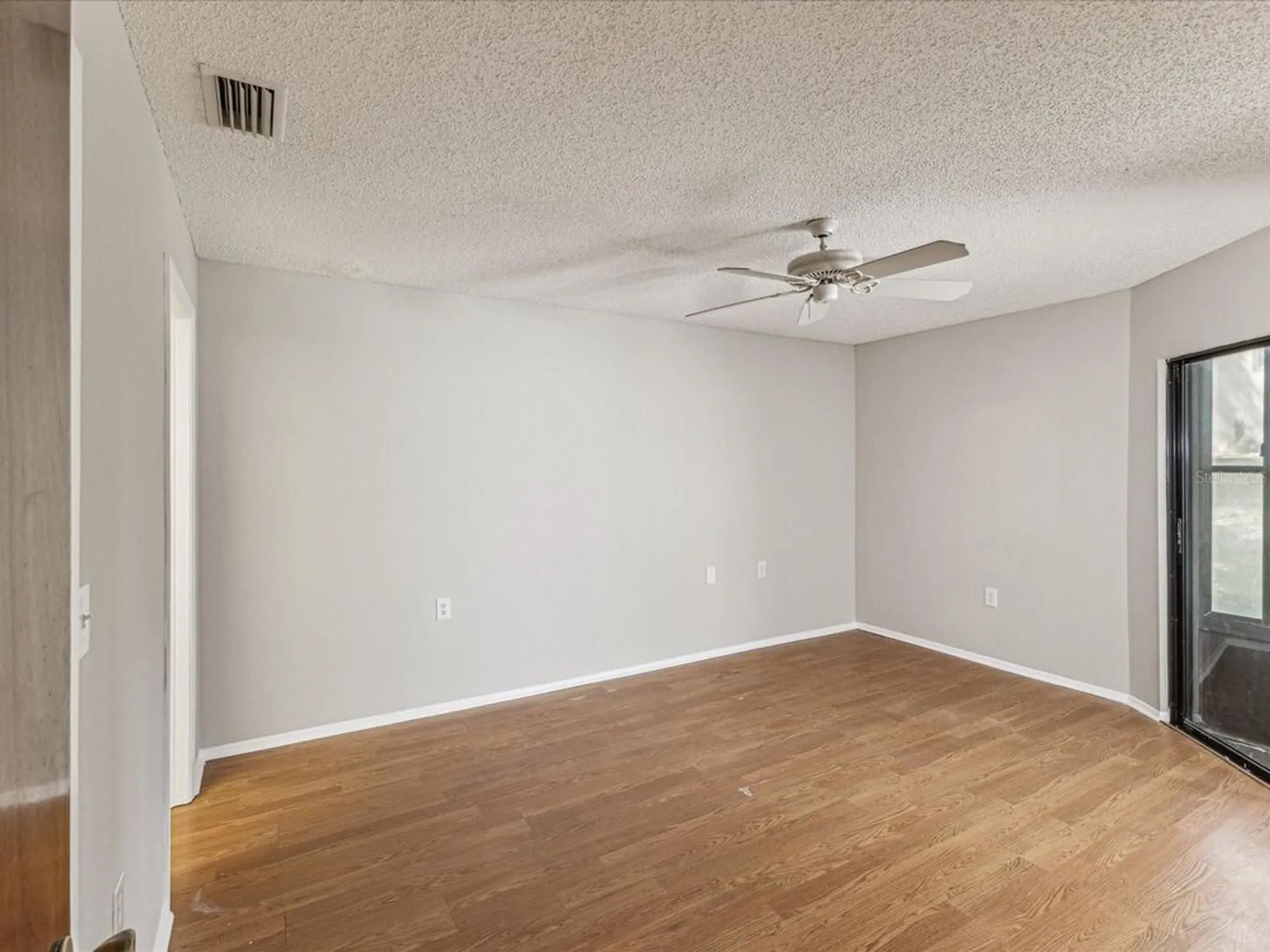 Property Slideshow image 11 of 27 | 3203 green dolphin st, Tarpon Springs, FL, 34689