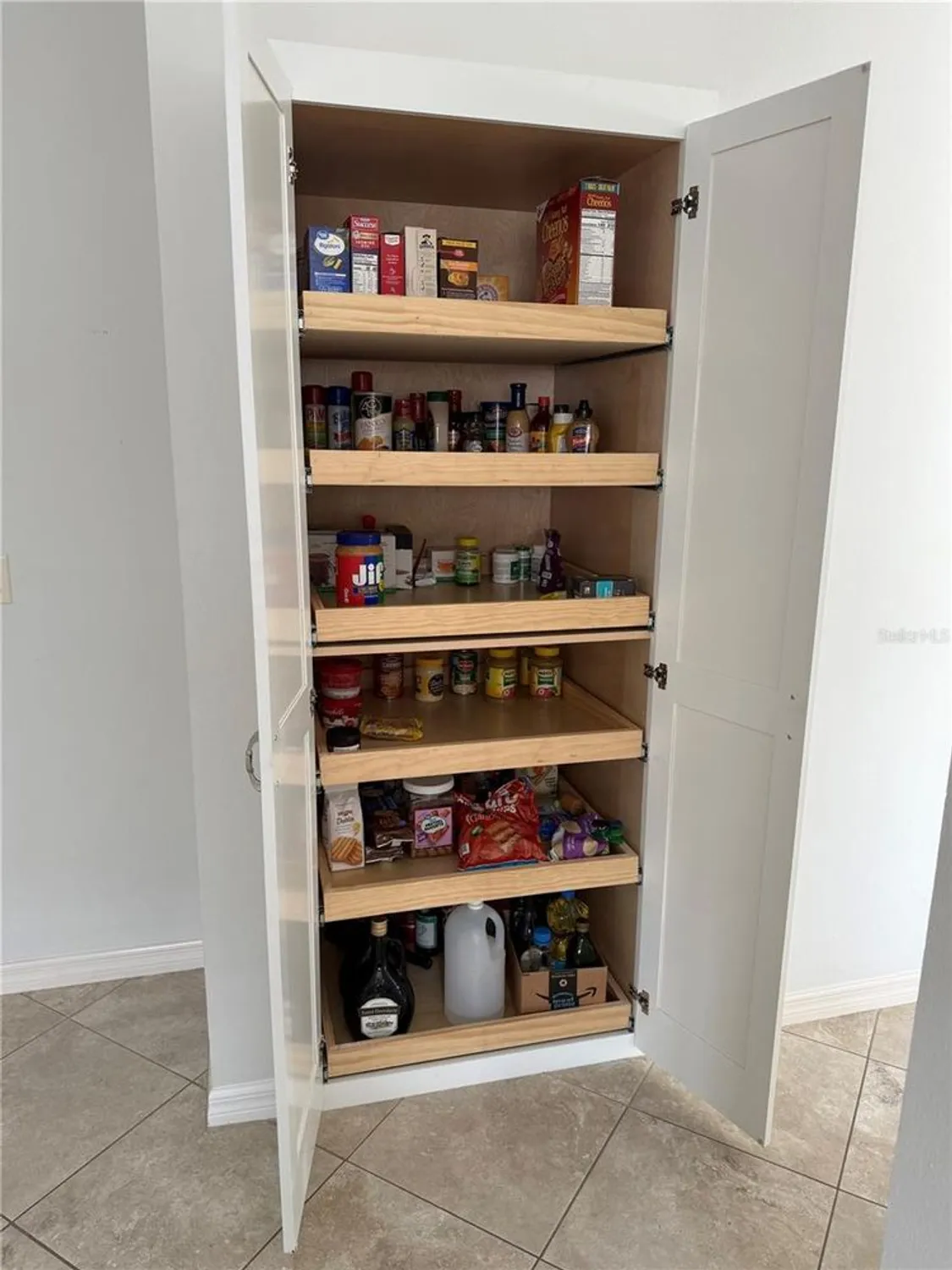 Property Slideshow image 16 of 52 | 1868 dalton dr, The Villages, FL, 32162