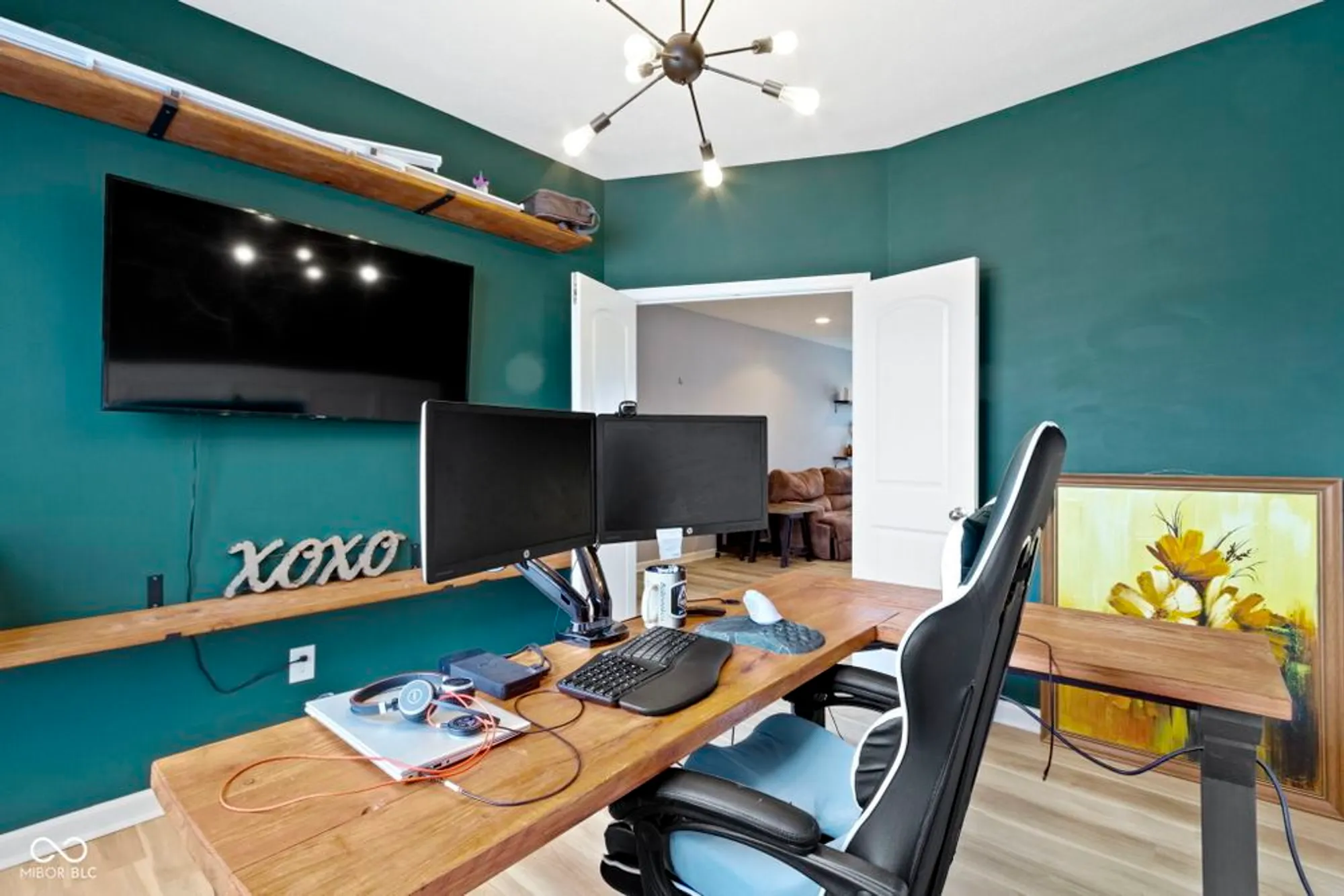 Property Slideshow image 13 of 64 | 9101 gordimer cir, Indianapolis, IN, 46239