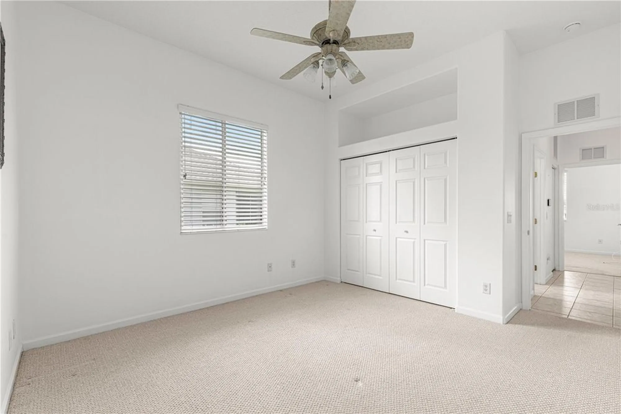 Property Slideshow image 27 of 44 | 5647 nw 25th loop, Ocala, FL, 34482