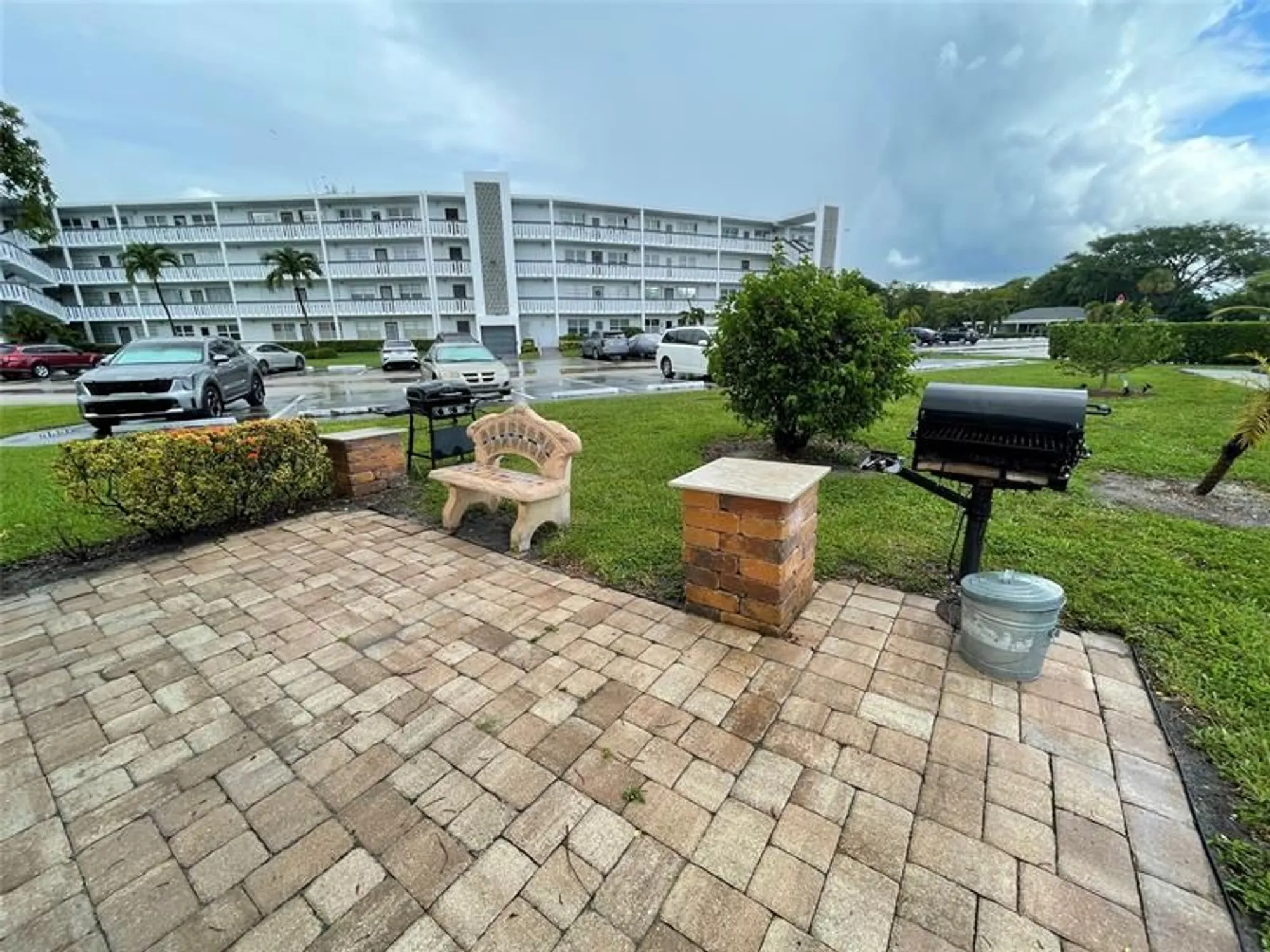 Property Slideshow image 2 of 69 | 139 oakridge j # 139, Deerfield Beach, FL, 33442