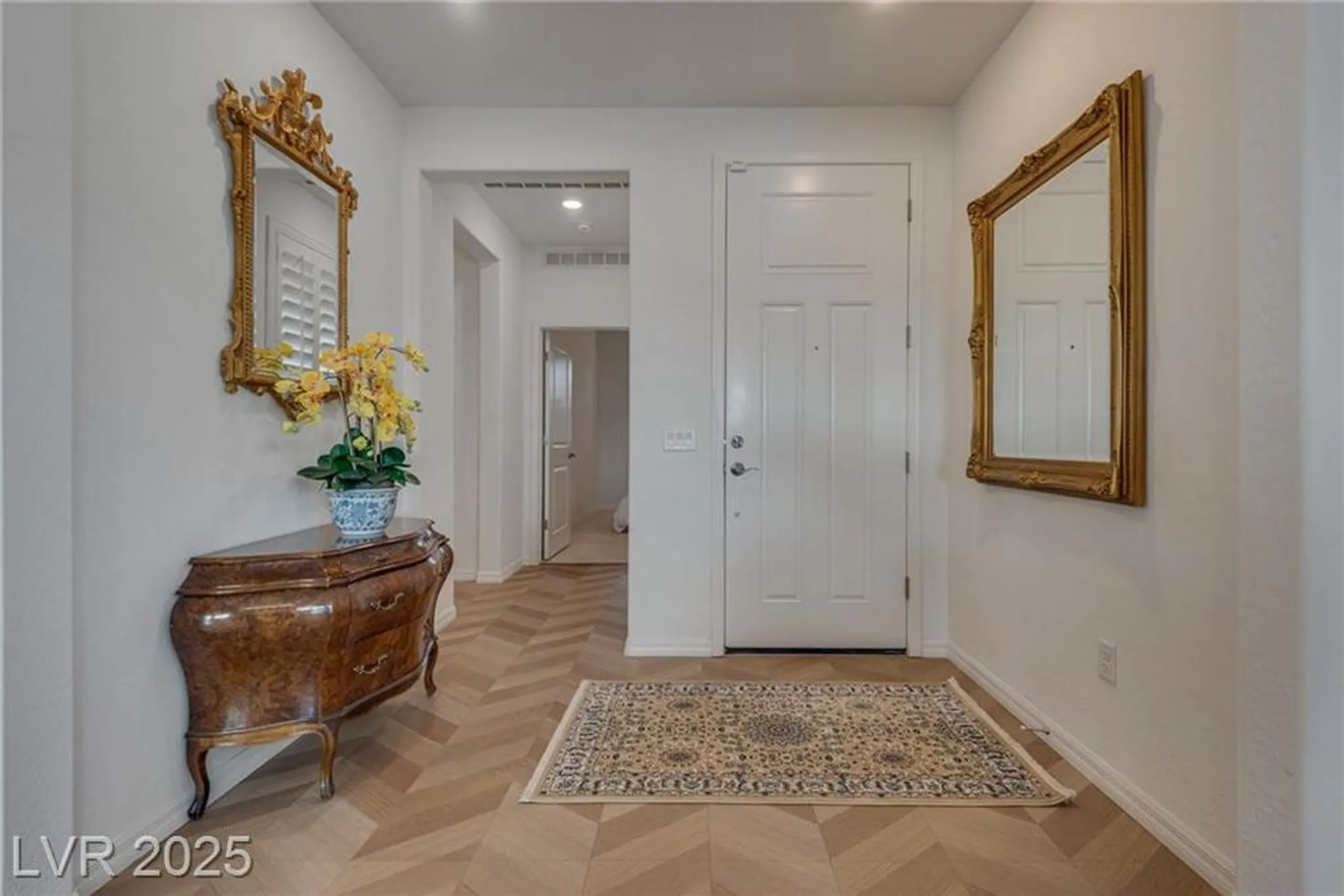 Property Slideshow image 26 of 35 | 48 stone bluff ln, Henderson, NV, 89011