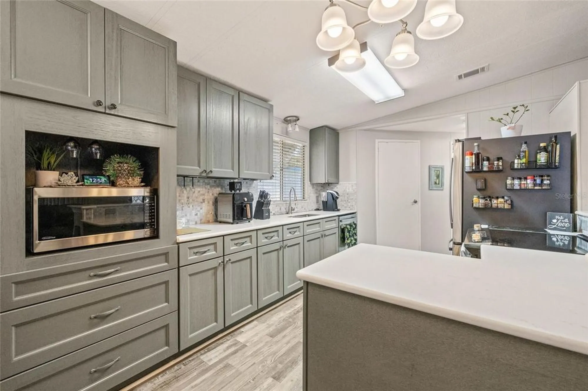 Property Slideshow image 10 of 34 | 1576 longbow dr, Lakeland, FL, 33810