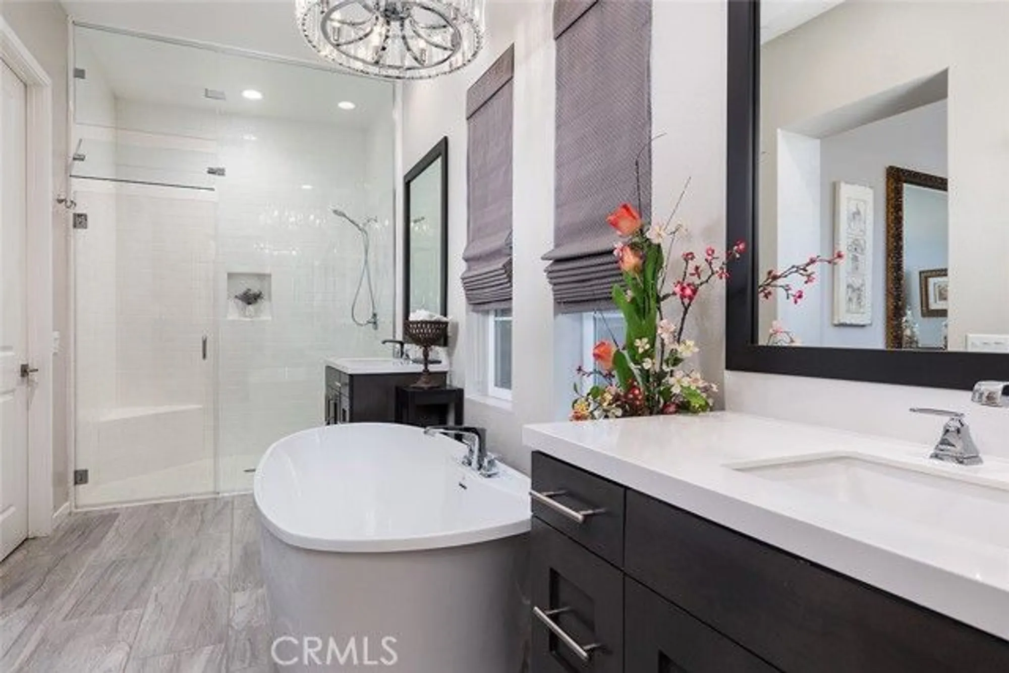 Property Slideshow image 24 of 43 | 25102 citron ln, Canyon Country, CA, 91387