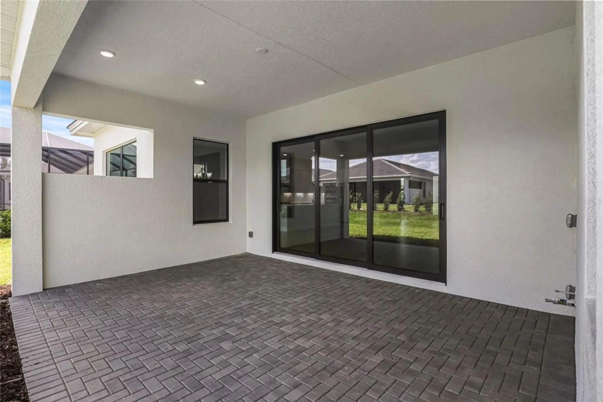 Property Slideshow image 8 of 80 | 4918 kiva cir, Lakewood Ranch, FL, 34211