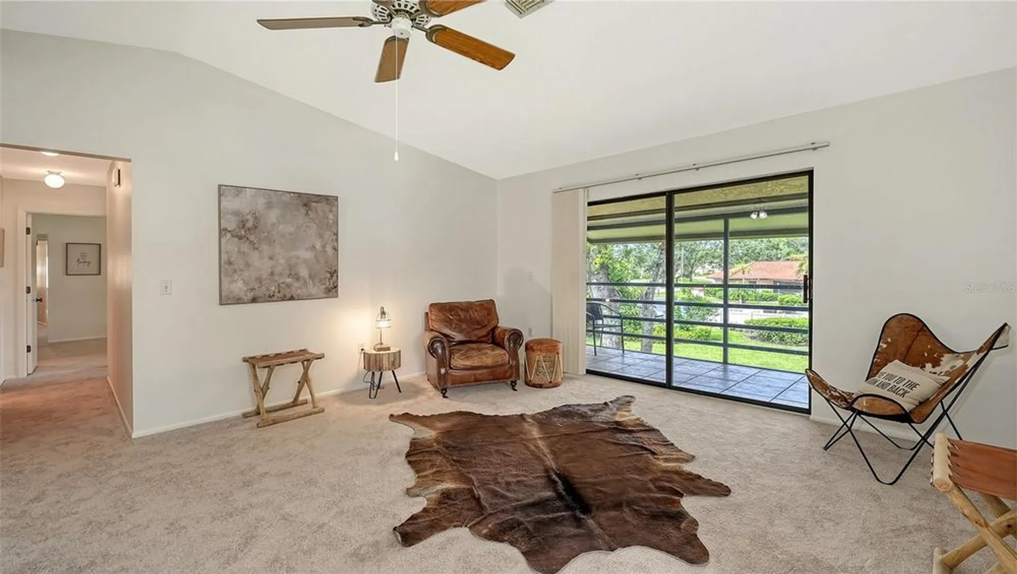 Property Slideshow image 9 of 36 | 5785 gardens dr # 5785, Sarasota, FL, 34243