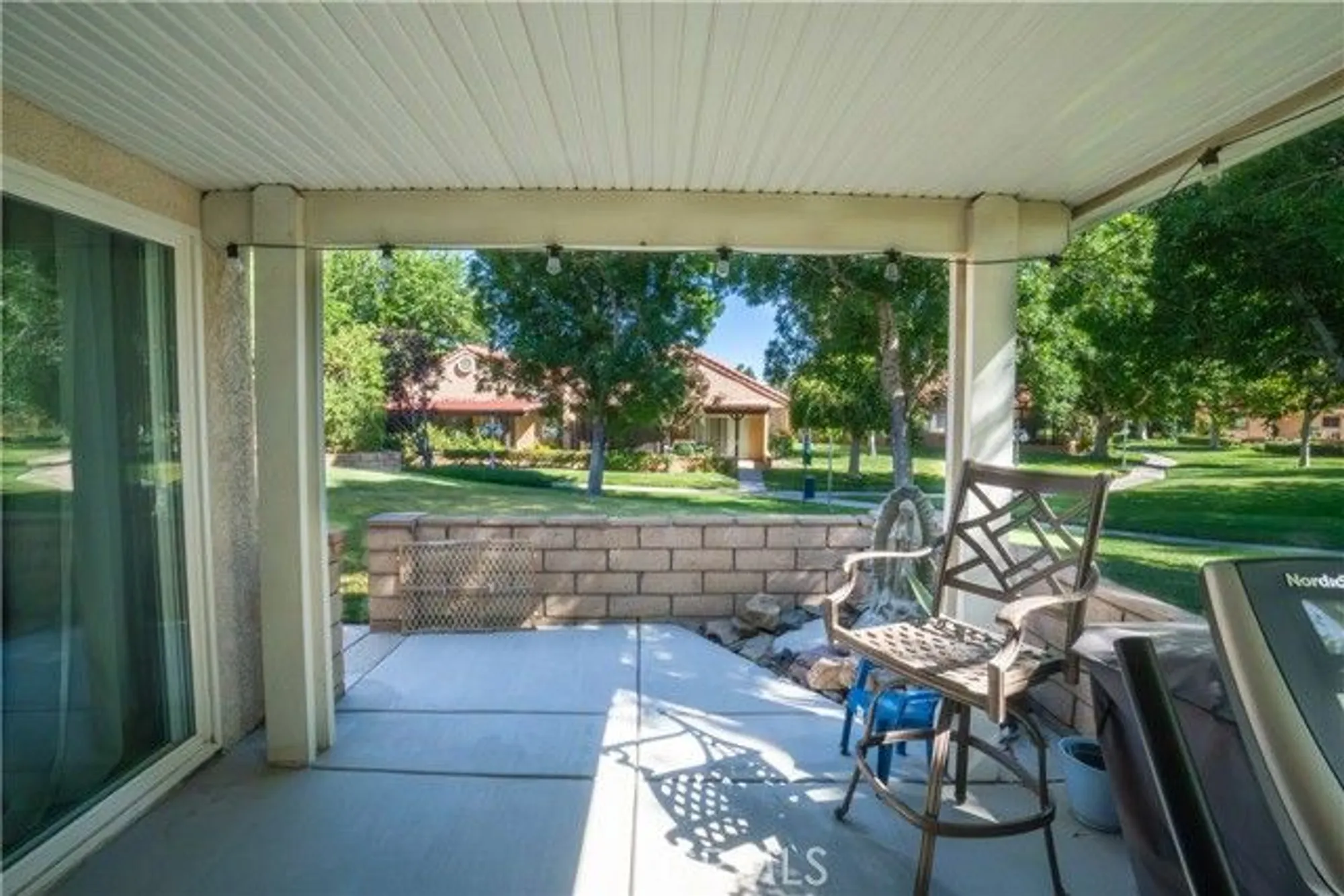 Property Slideshow image 18 of 27 | 19078 stoddard way, Apple Valley, CA, 92308