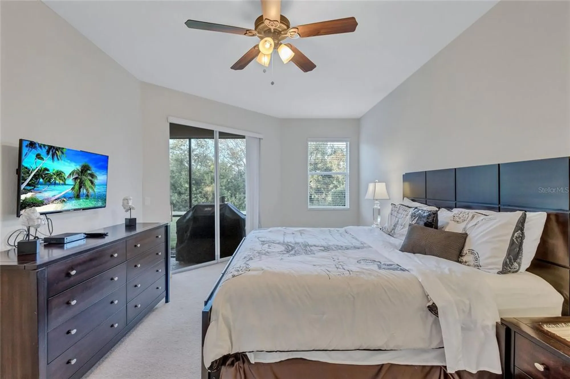 Property Slideshow image 18 of 68 | 9019 heritage sound dr, Bradenton, FL, 34212