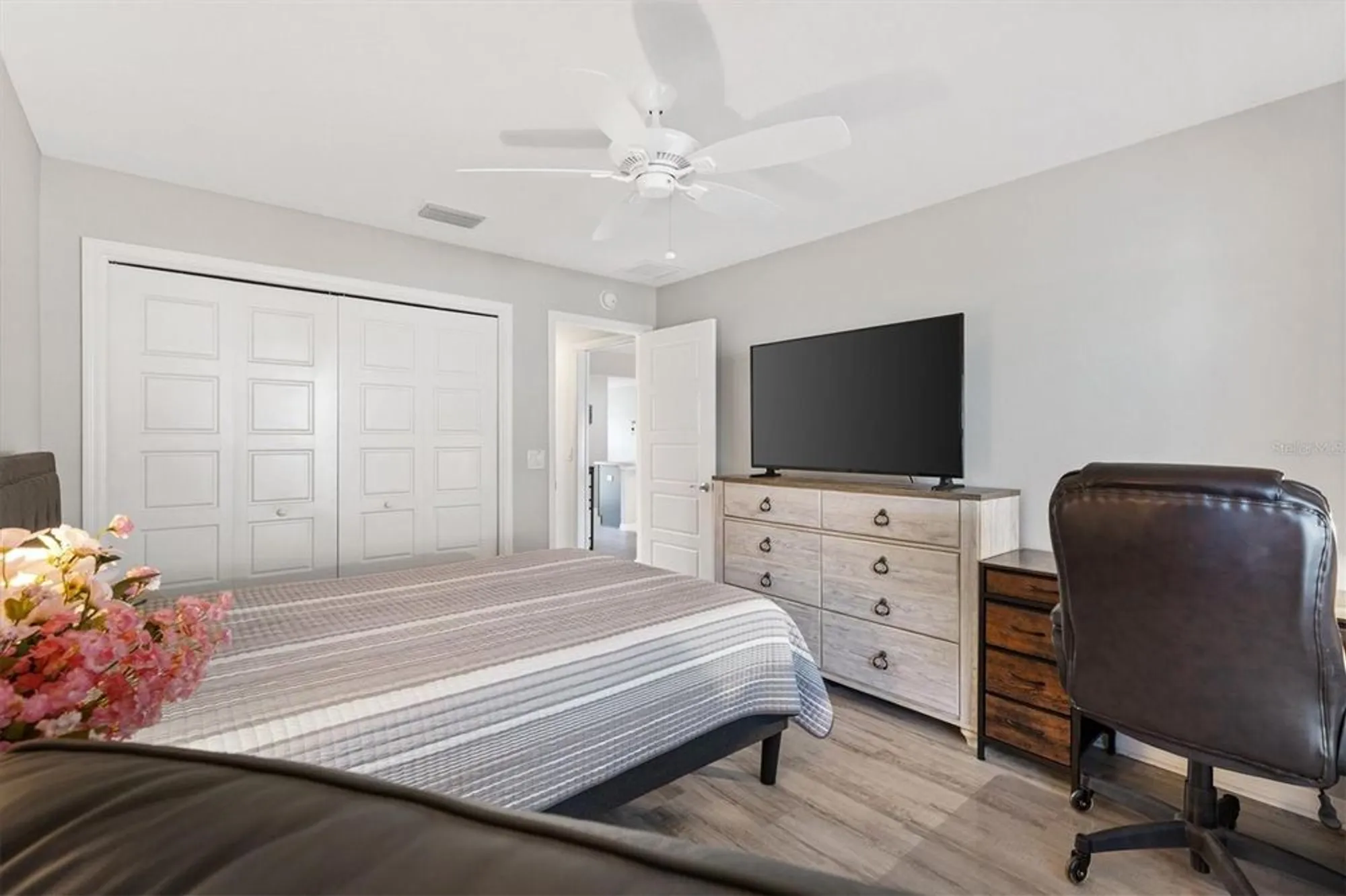 Property Slideshow image 24 of 40 | 2202 landrea loop, The Villages, FL, 32163