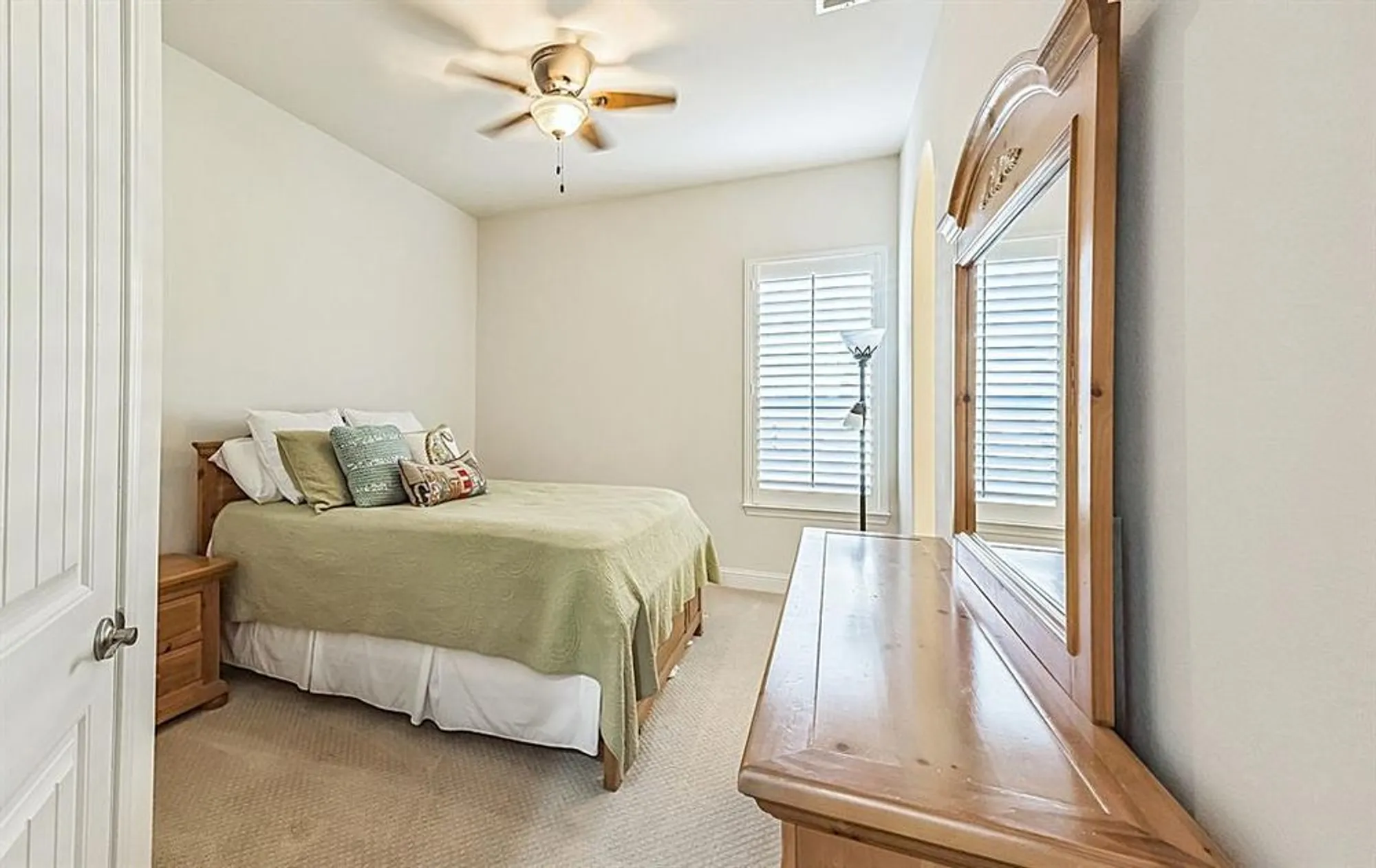 Property Slideshow image 23 of 40 | 5308 sutton cir, Mckinney, TX, 75070
