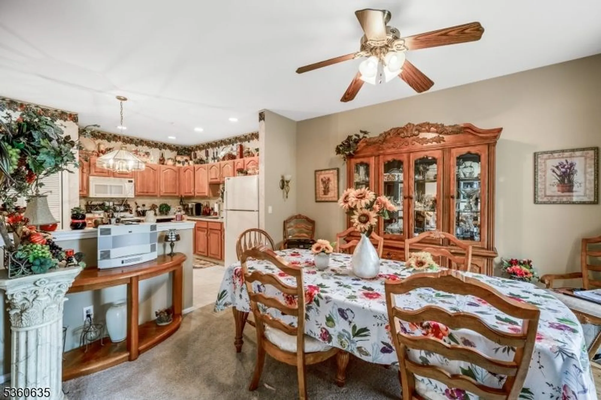 Property Slideshow image 11 of 19 | 7417 richmond rd # 417, West Milford, NJ, 07480