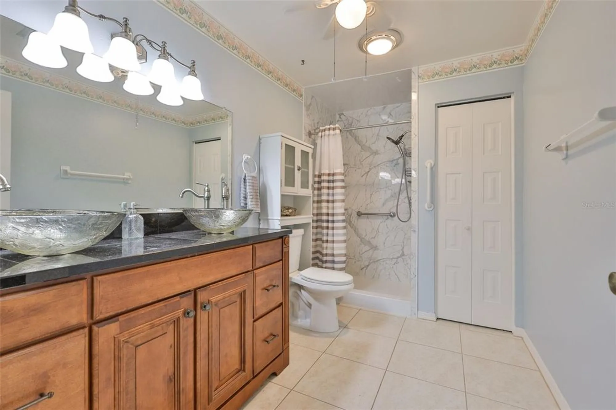 Property Slideshow image 37 of 46 | 206 sola ln, Sun City Center, FL, 33573