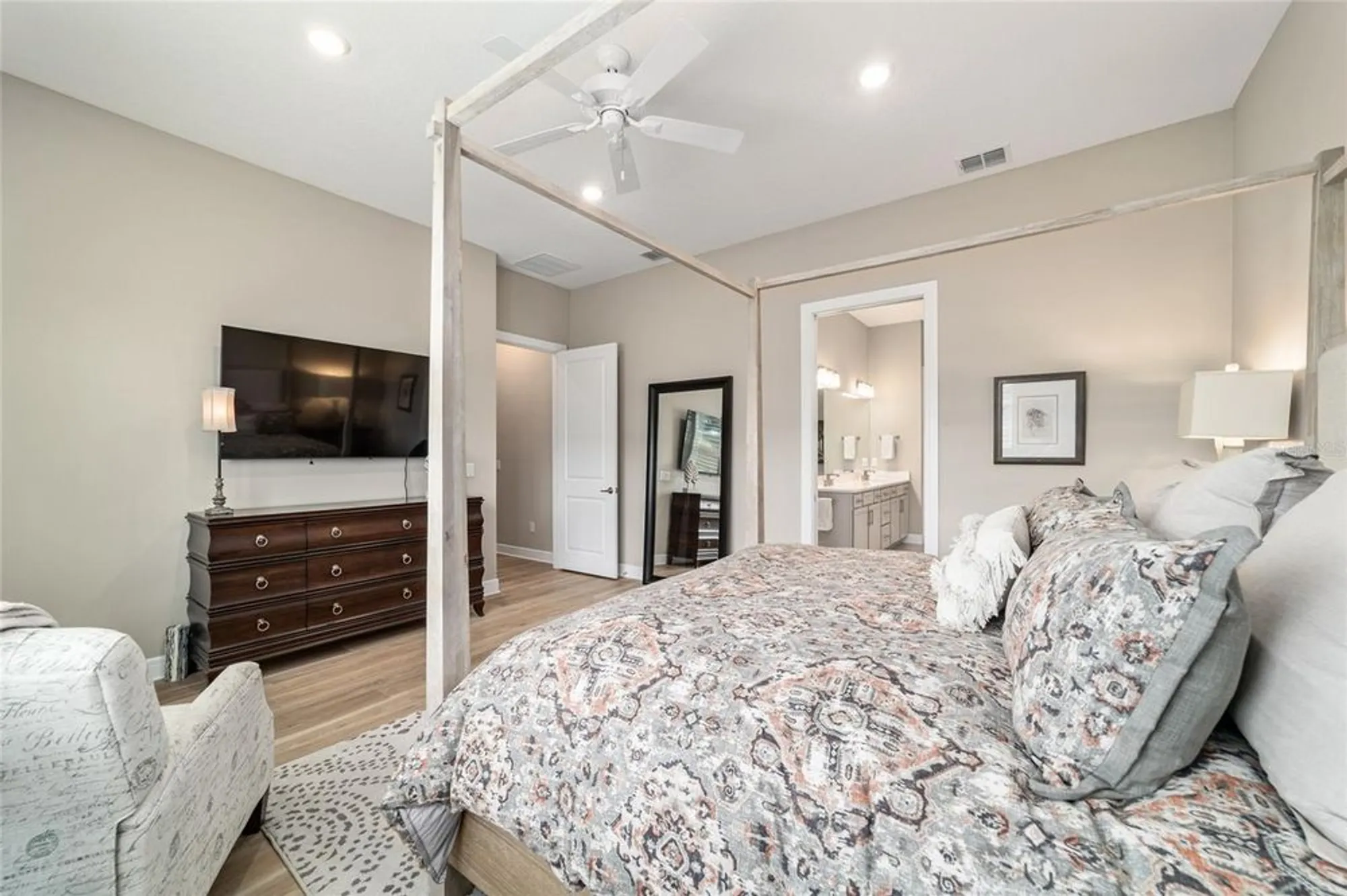 Property Slideshow image 31 of 86 | 8606 sw 61st loop, Ocala, FL, 34481