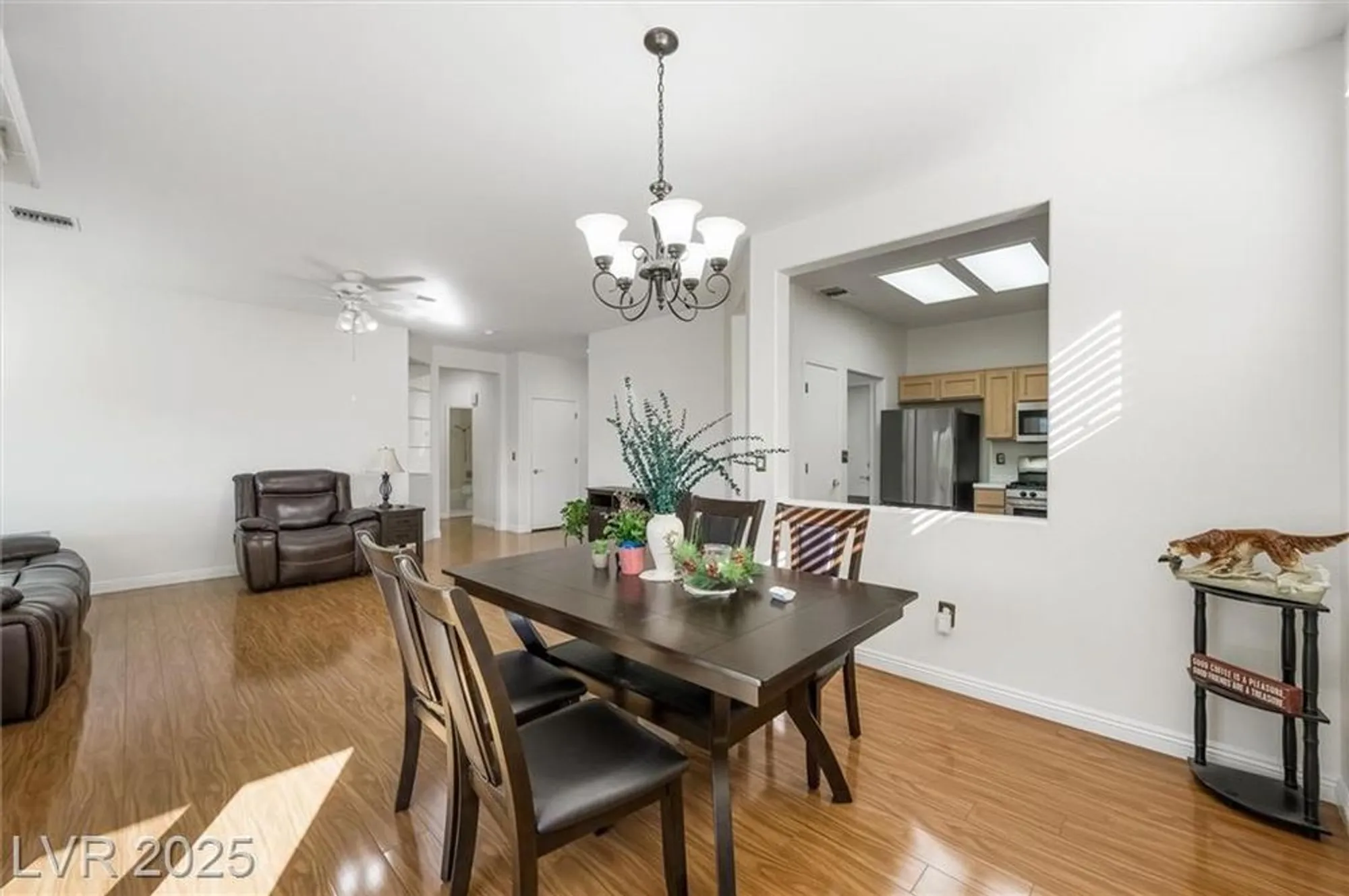 Property Slideshow image 11 of 40 | 2313 sun cliffs st, Las Vegas, NV, 89134