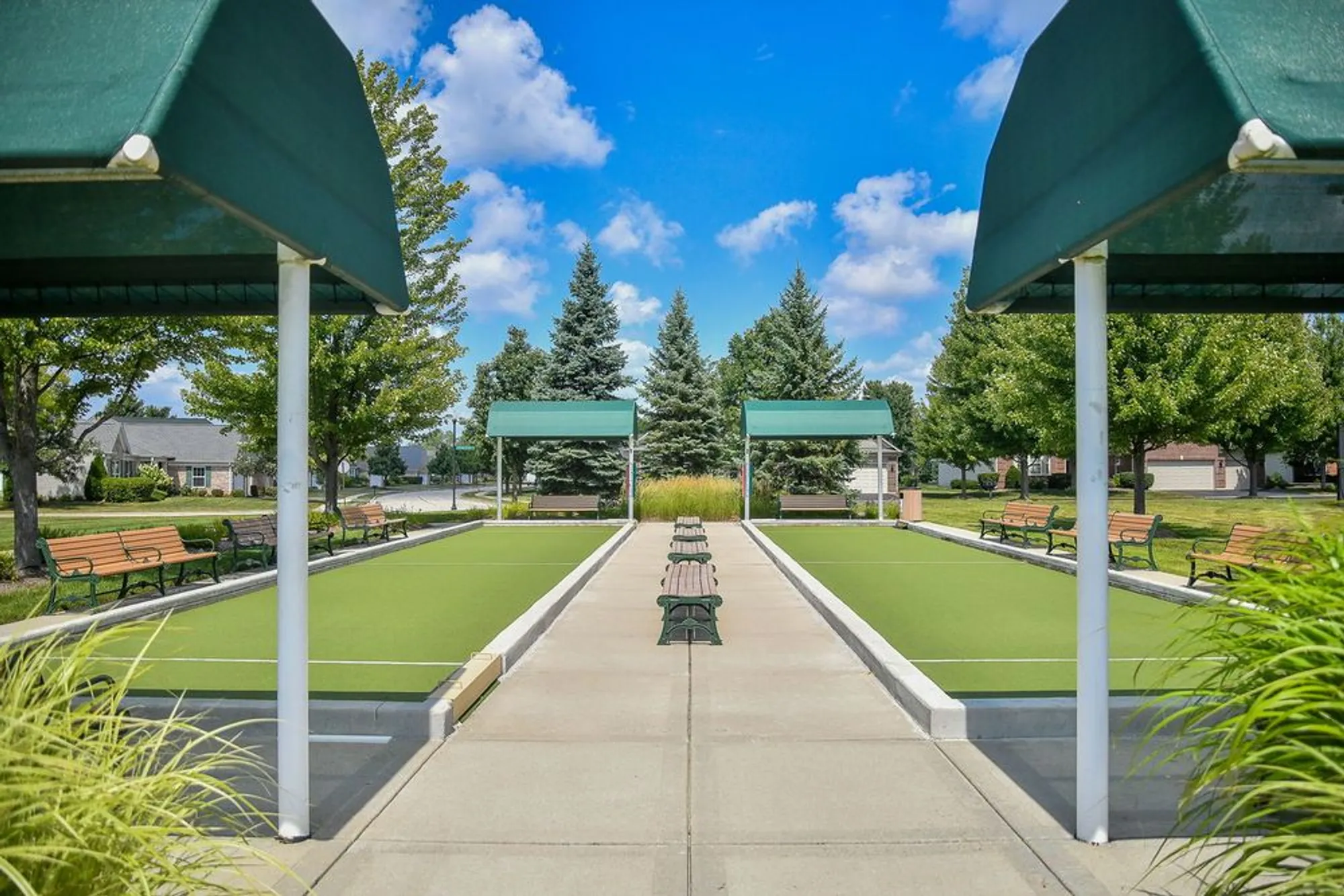 Property Slideshow image 23 of 26 | 2525 rolling rdg, Elgin, IL, 60124