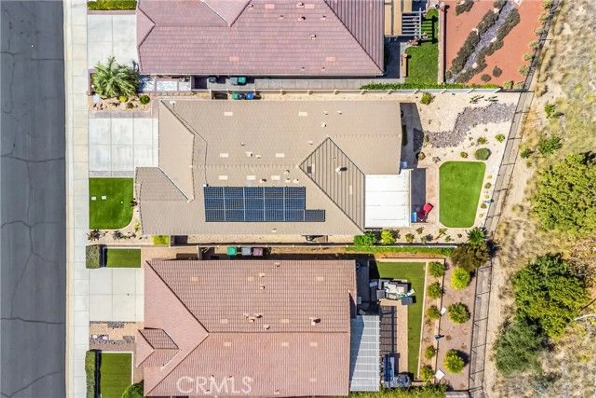 Property Slideshow image 32 of 50 | 1476 signal peak, Beaumont, CA, 92223