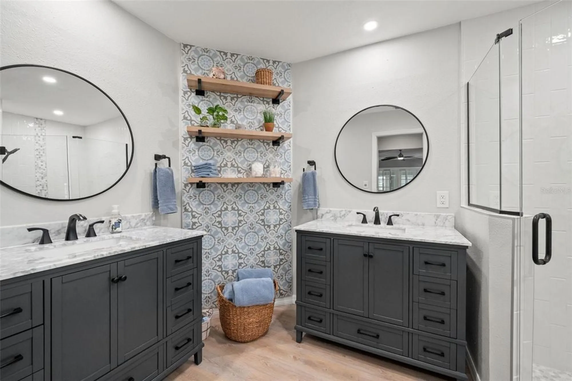 Property Slideshow image 42 of 77 | 2647 royal ridge dr, Spring Hill, FL, 34606