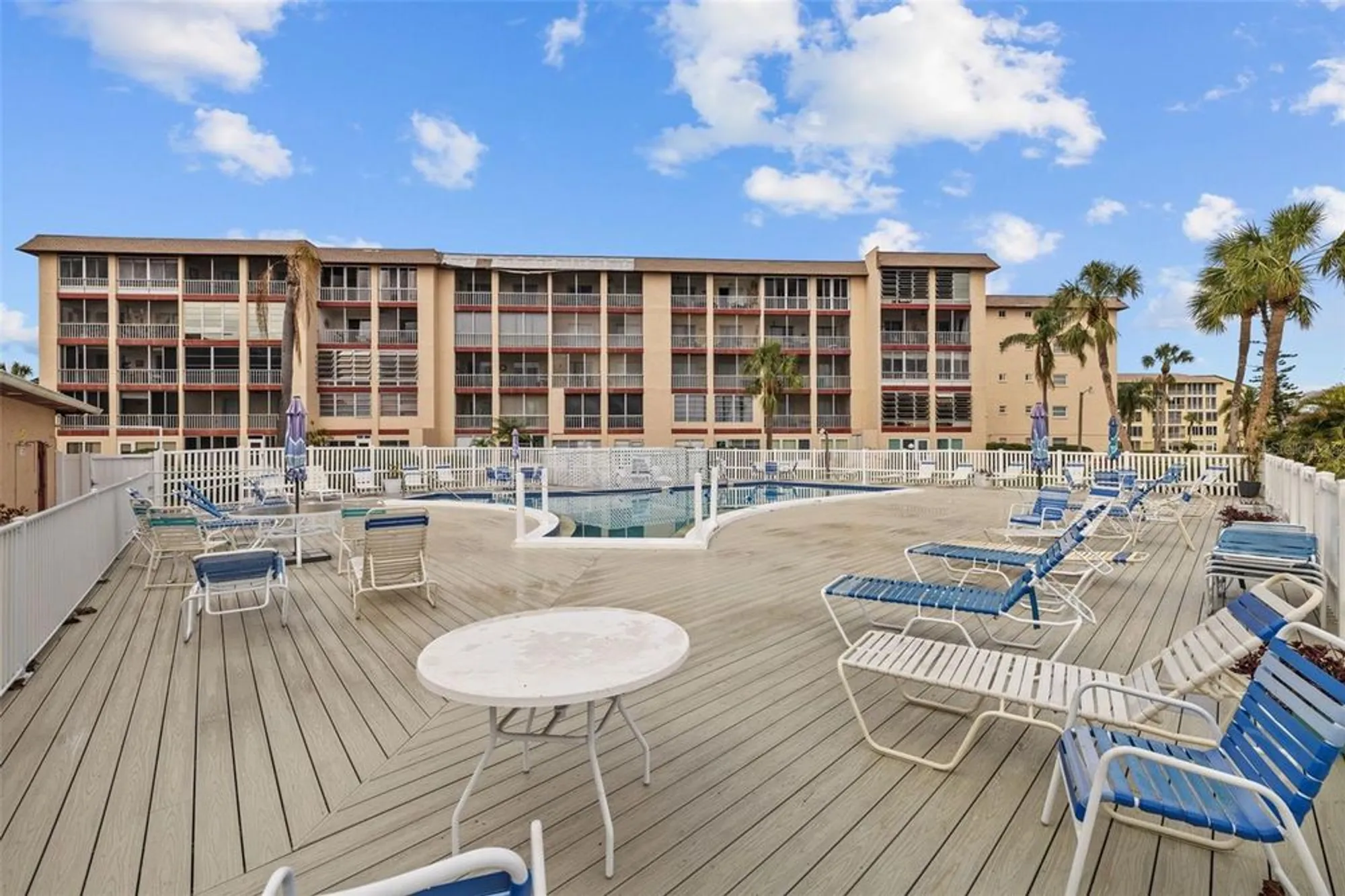 Property Slideshow image 32 of 45 | 4126 heron way b113, Bradenton, FL, 34205