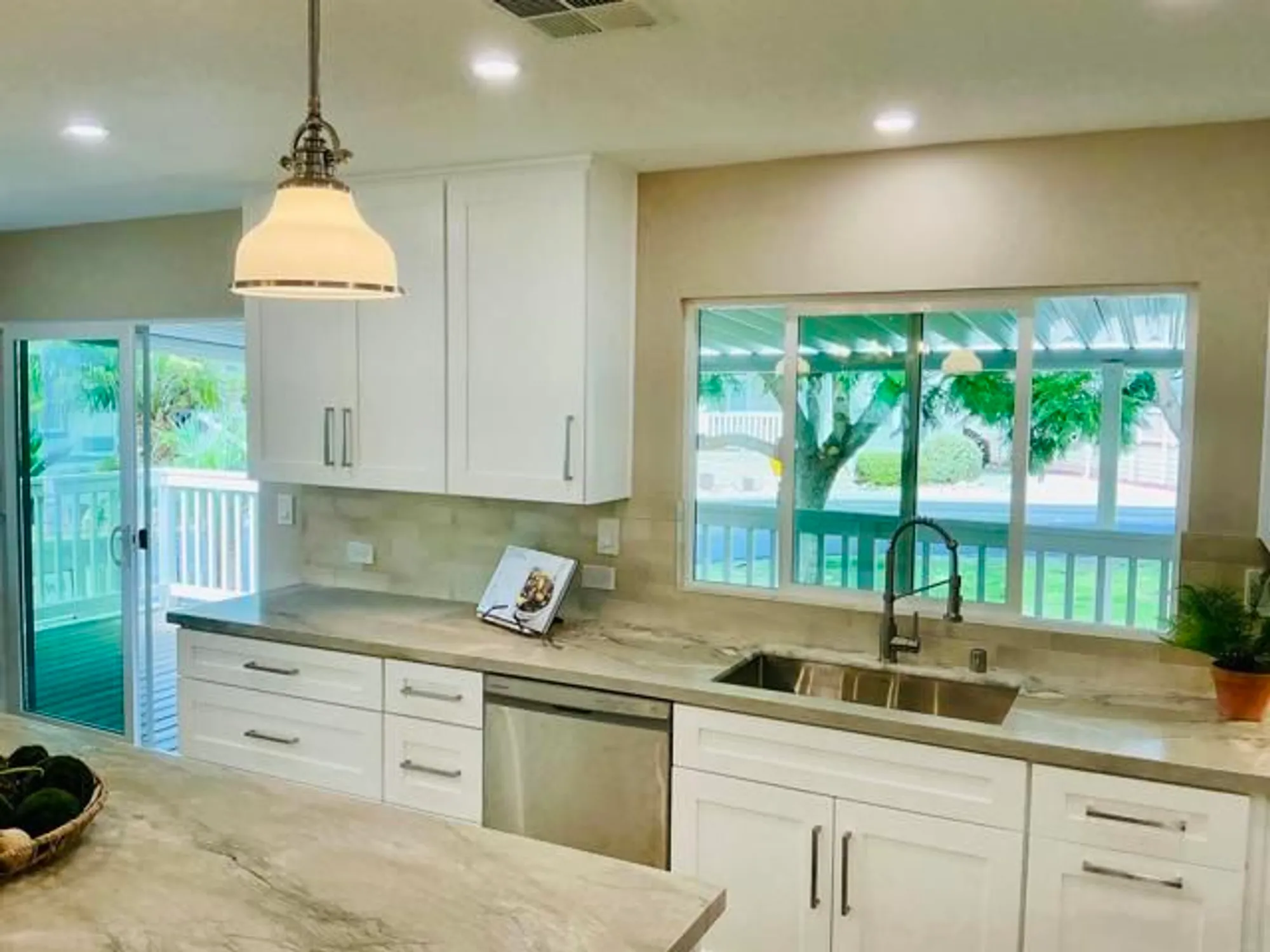 Property Slideshow image 11 of 74 | 3445 don ortega dr, Carlsbad, CA, 92010