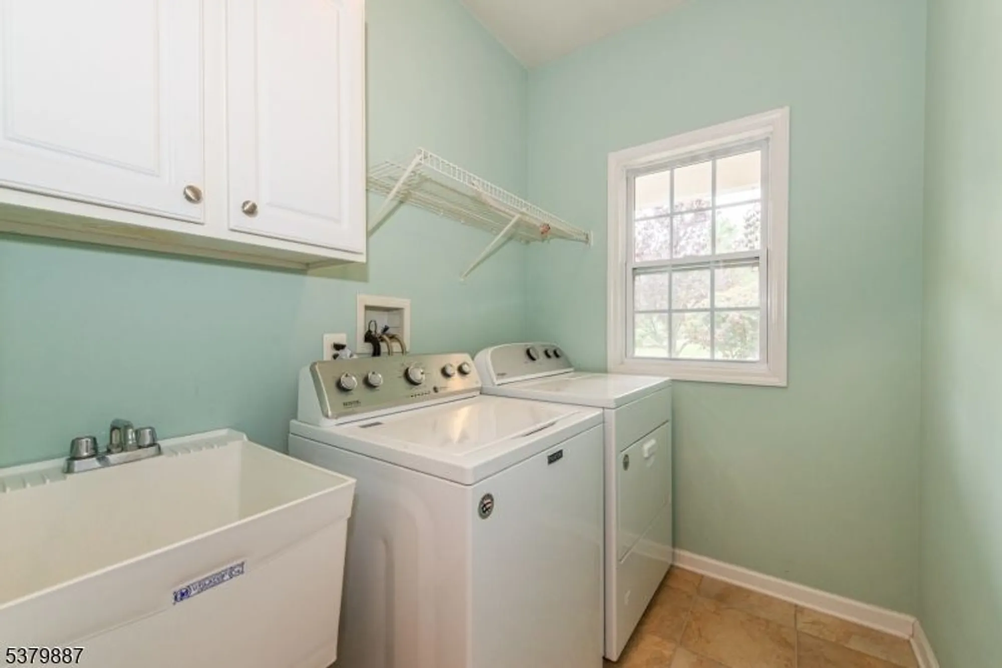 Property Slideshow image 29 of 43 | 680 post ln, Somerset, NJ, 08873