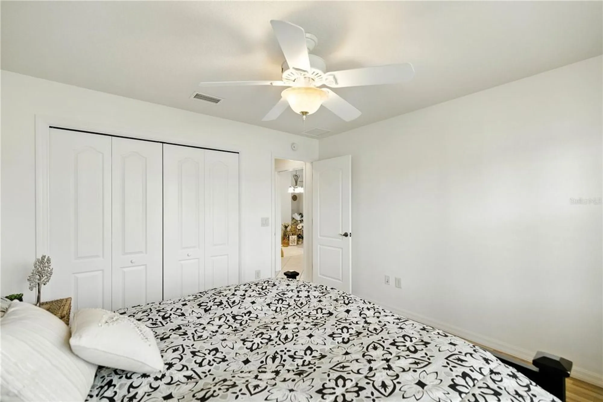 Property Slideshow image 33 of 34 | 5087 ne 121st ave, Oxford, FL, 34484