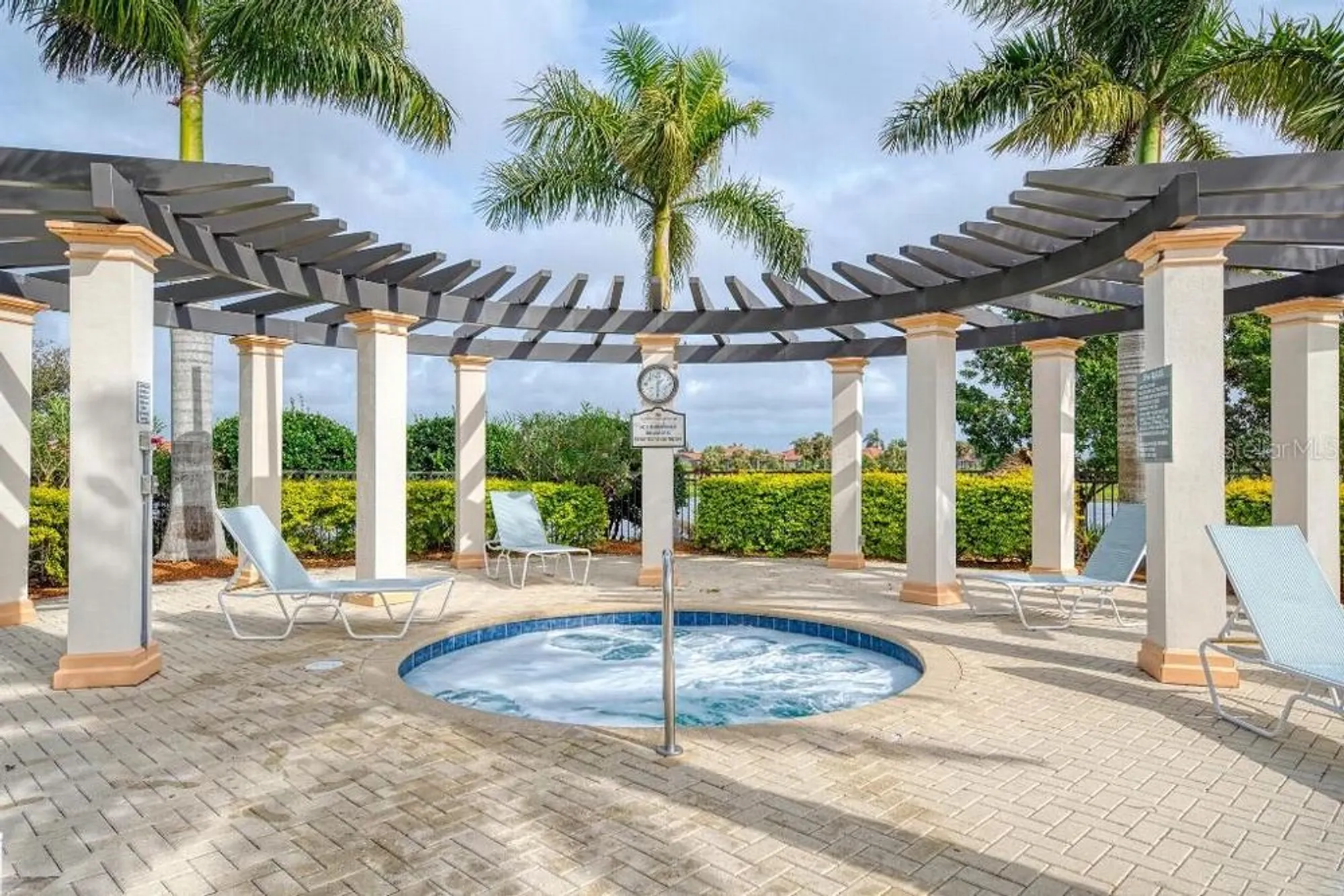 Property Slideshow image 38 of 42 | 10043 crooked creek dr unit 202, Venice, FL, 34293