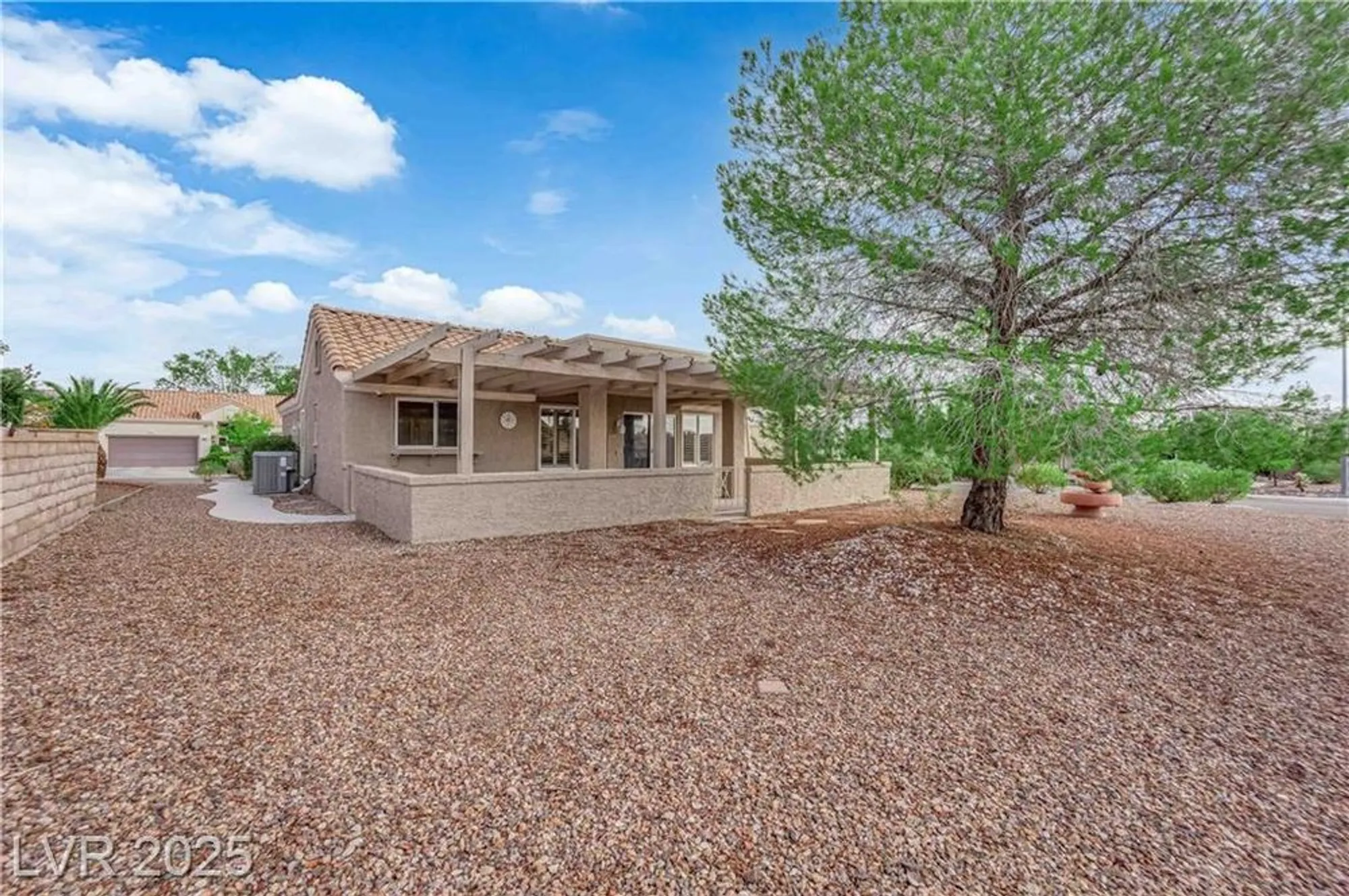 Property Slideshow image 23 of 27 | 8801 villa ridge dr, Las Vegas, NV, 89134