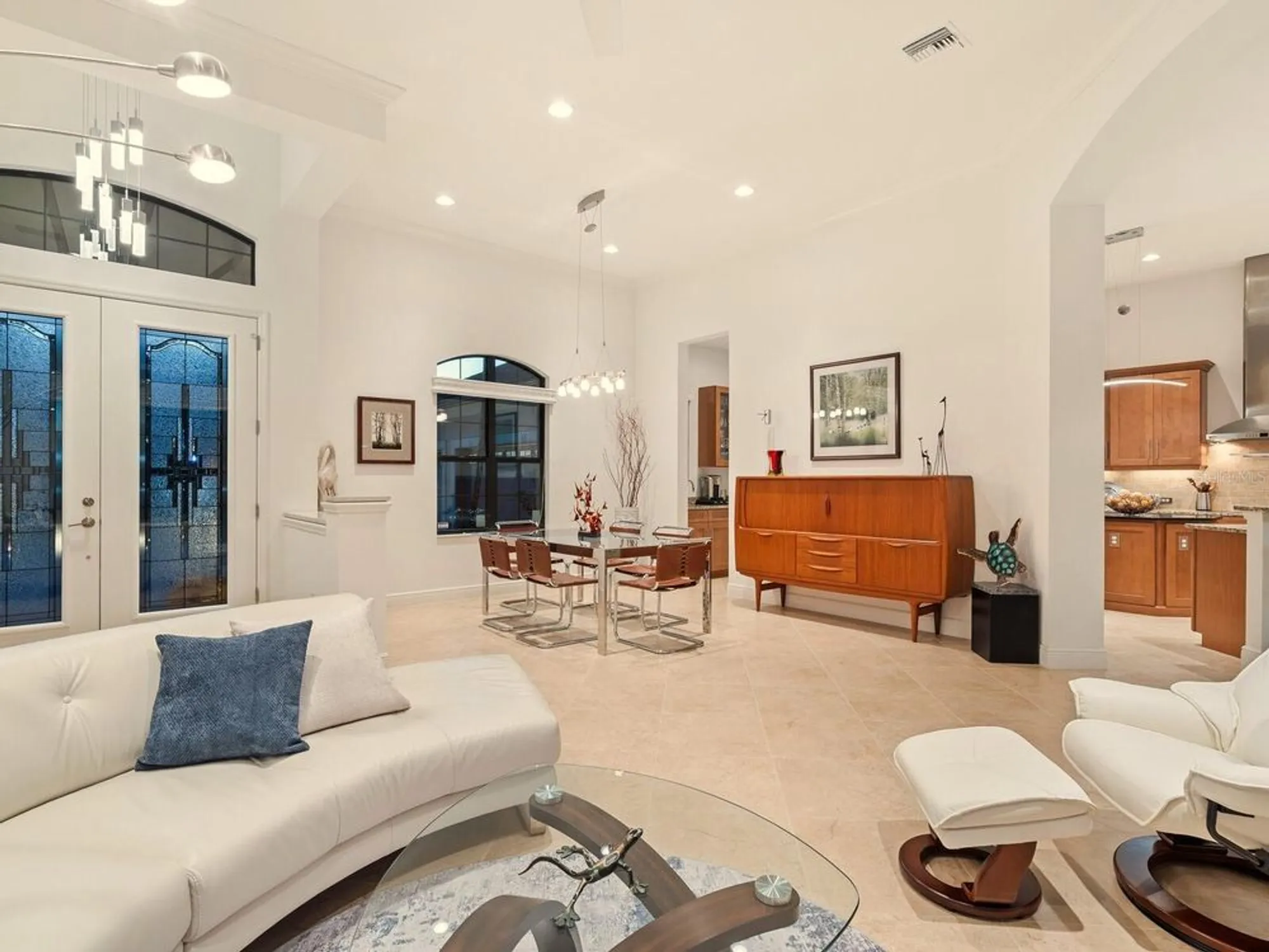 Property Slideshow image 10 of 78 | 10990 pentas royale ct, Englewood, FL, 34223
