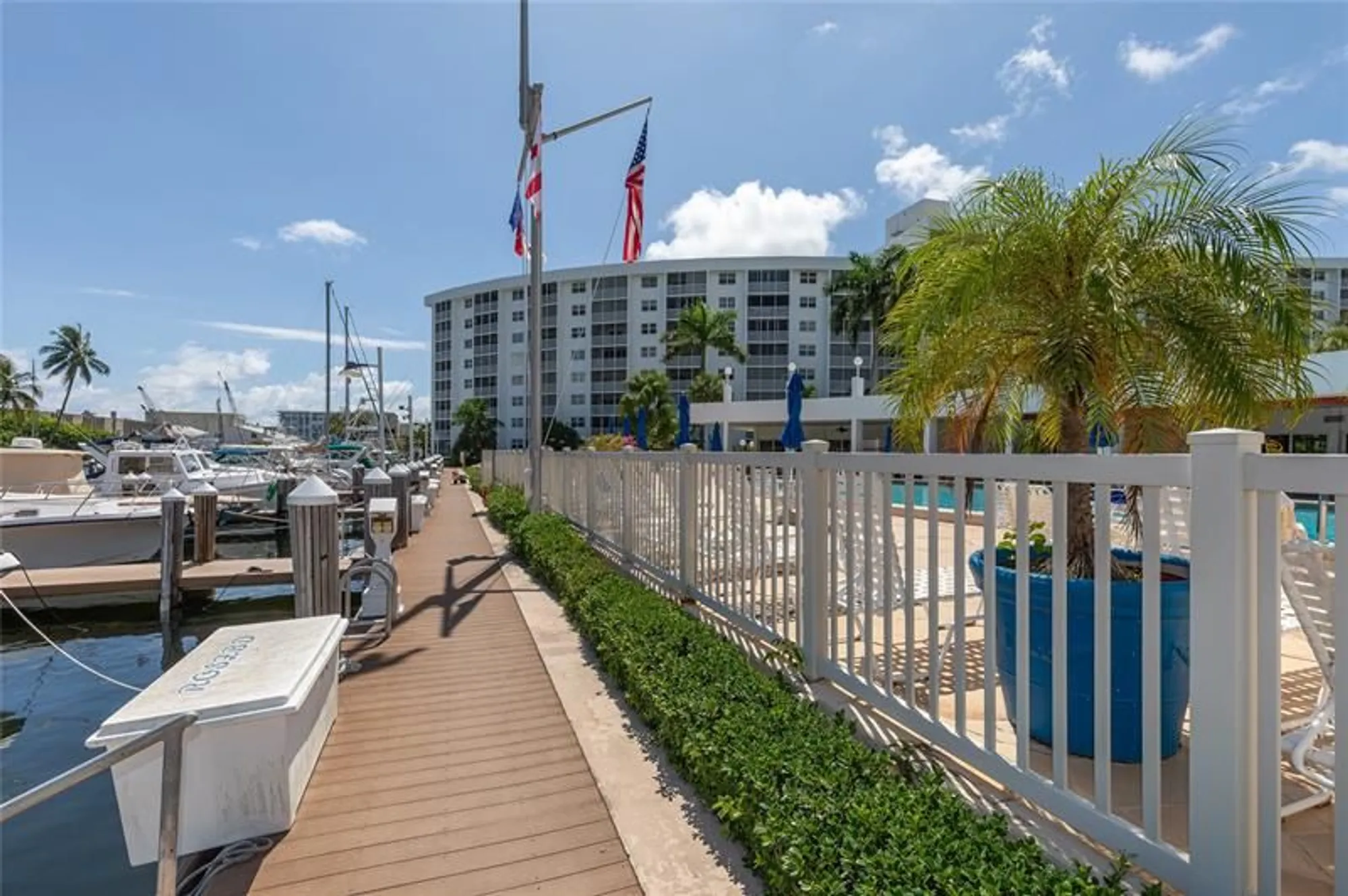 Property Slideshow image 7 of 43 | 2731 ne 14th street cswy 710, Pompano Beach, FL, 33062