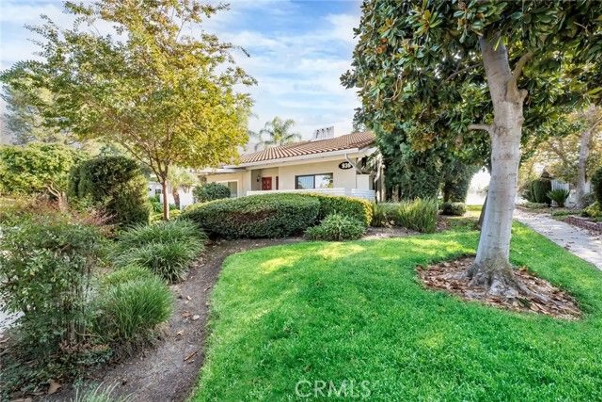 Property Slideshow image 1 of 40 | 936 avenida majorca, Laguna Woods, CA, 92637