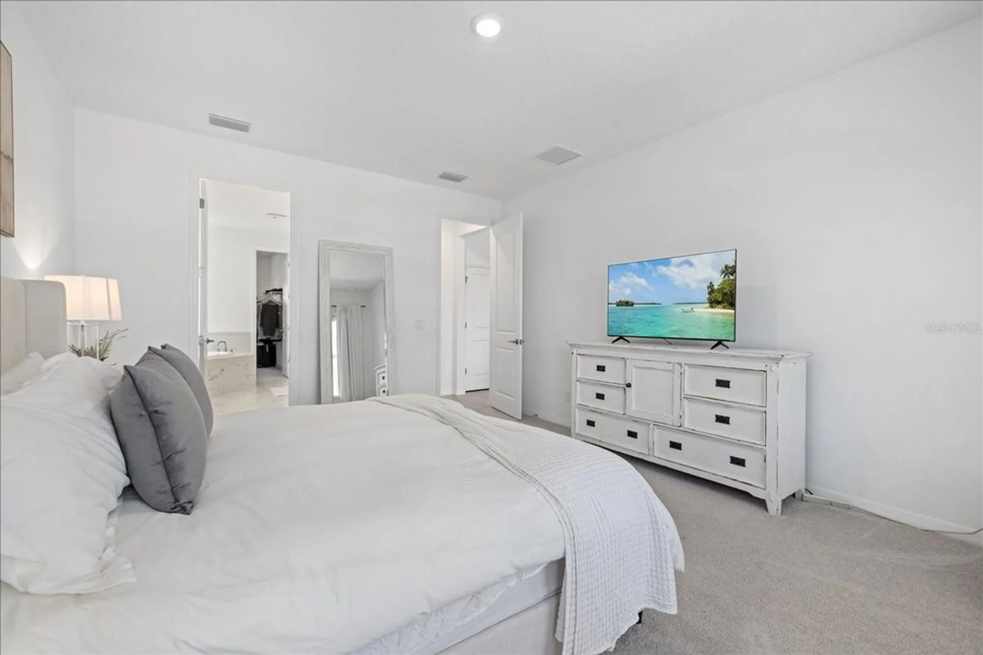 Property Slideshow image 21 of 52 | 4423 pond brook ct, Bradenton, FL, 34211